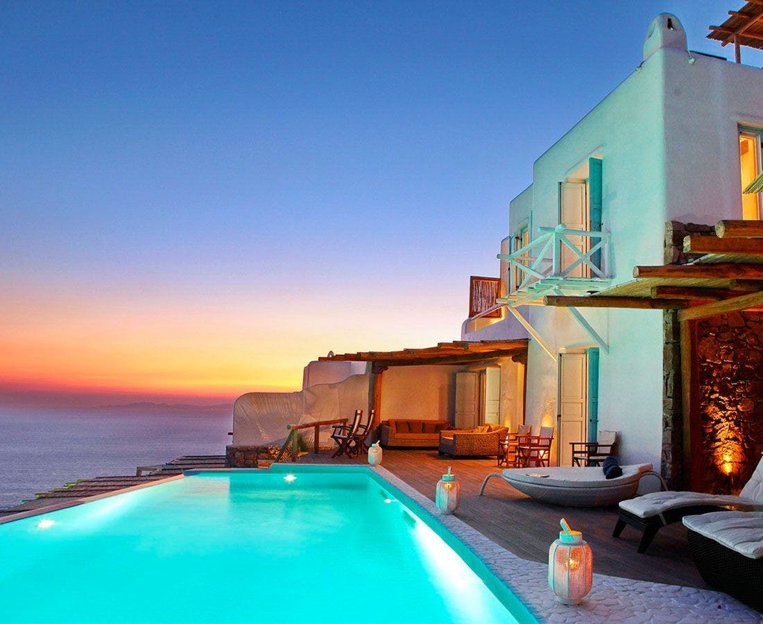 Villa Zephyros Agios Lazaros Mykonos: Luxury 7-Bedroom Apartment with Infinity Pool and Sea Views, Mykonos