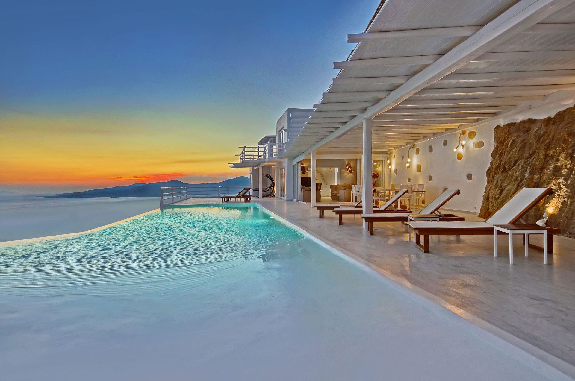 Villa Lysias Ano Mera Mykonos: Spacious 8-Bedroom Luxury Apartment with Sea Views, Mykonos