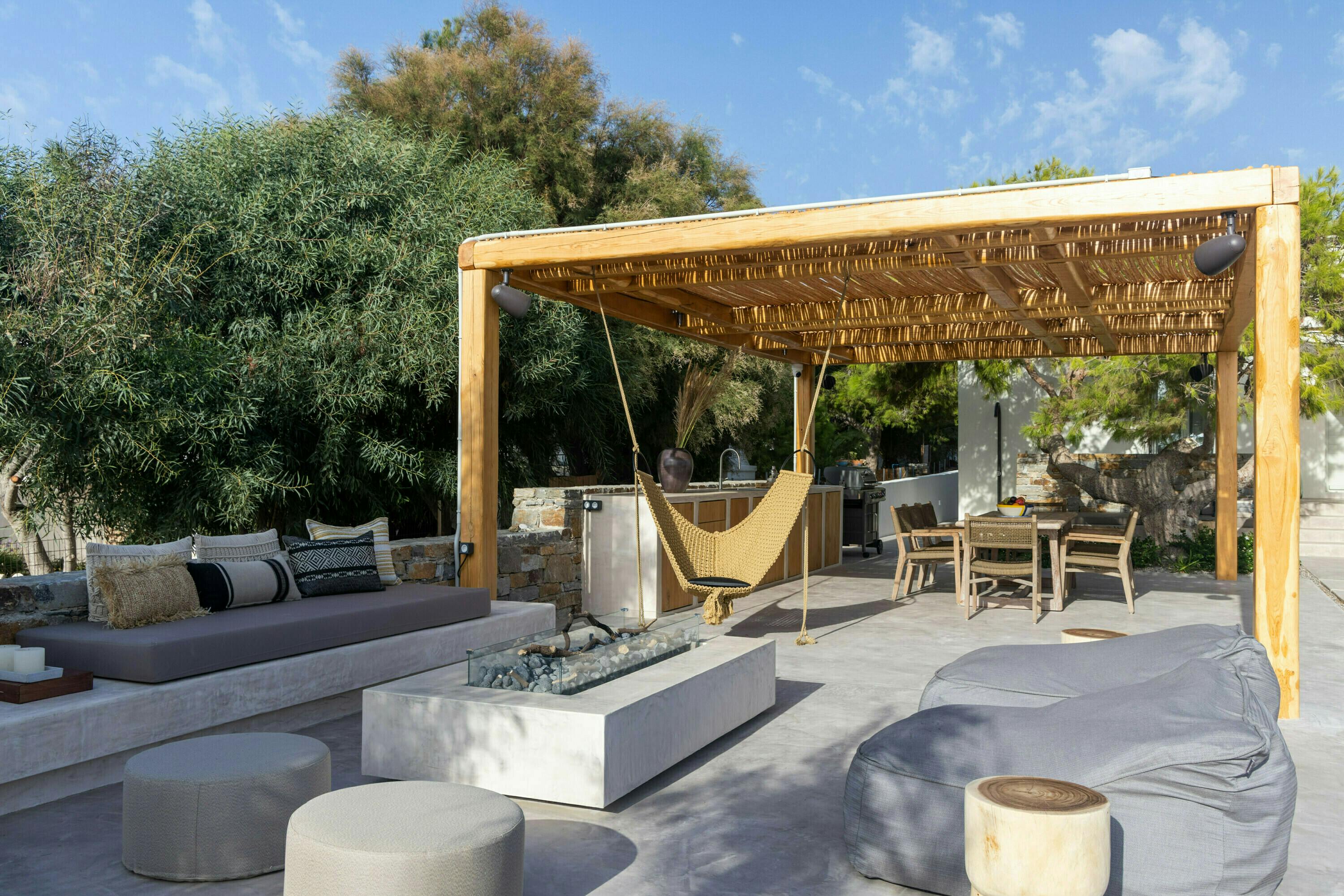 Villa Lysias Chalki Naxos: Luxury 3-Bedroom Villa with Beach Access and Sea Views, Naxos