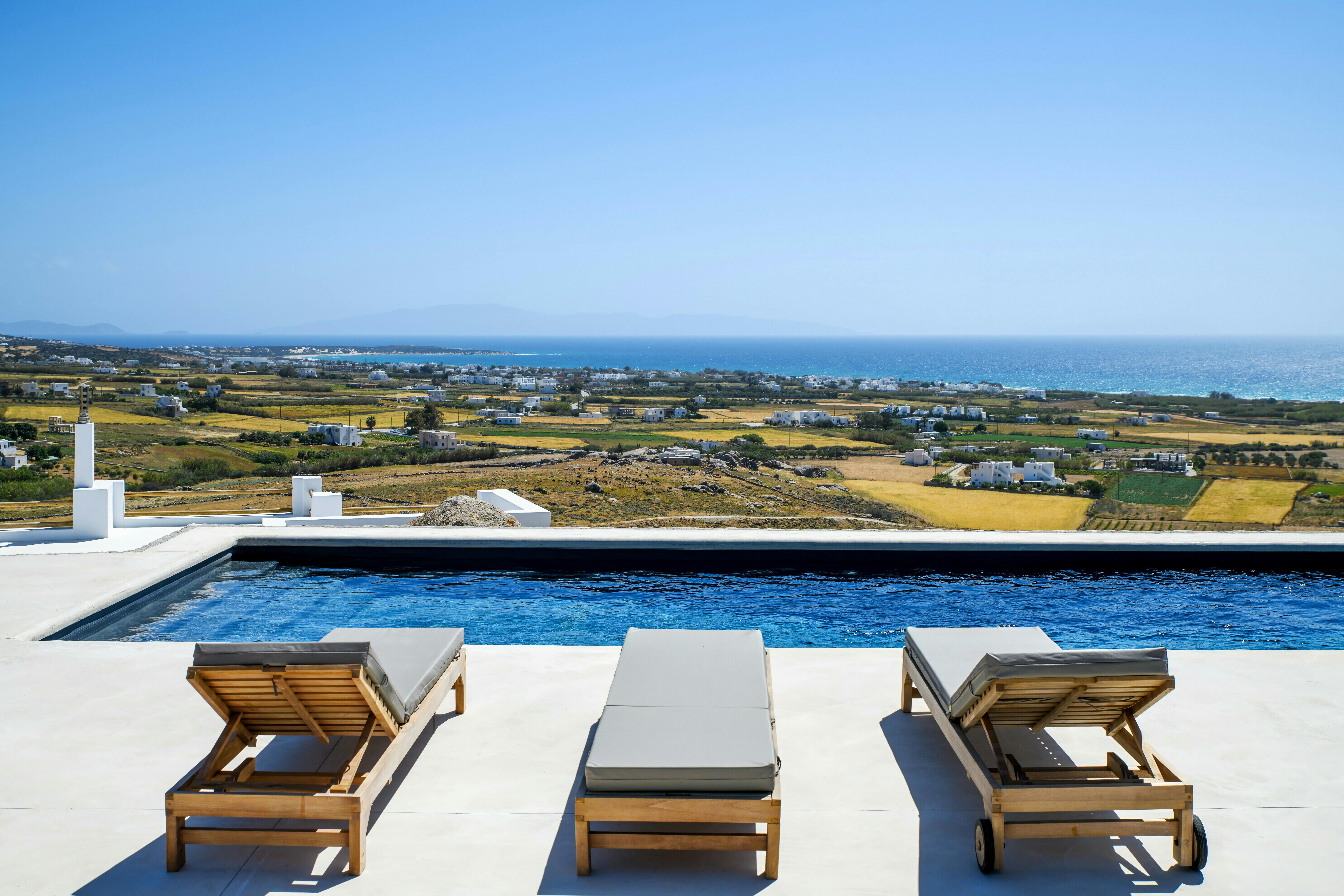 Villa Auge Apollonas Naxos: Luxury 2-Bedroom Villa with Private Pool, Naxos