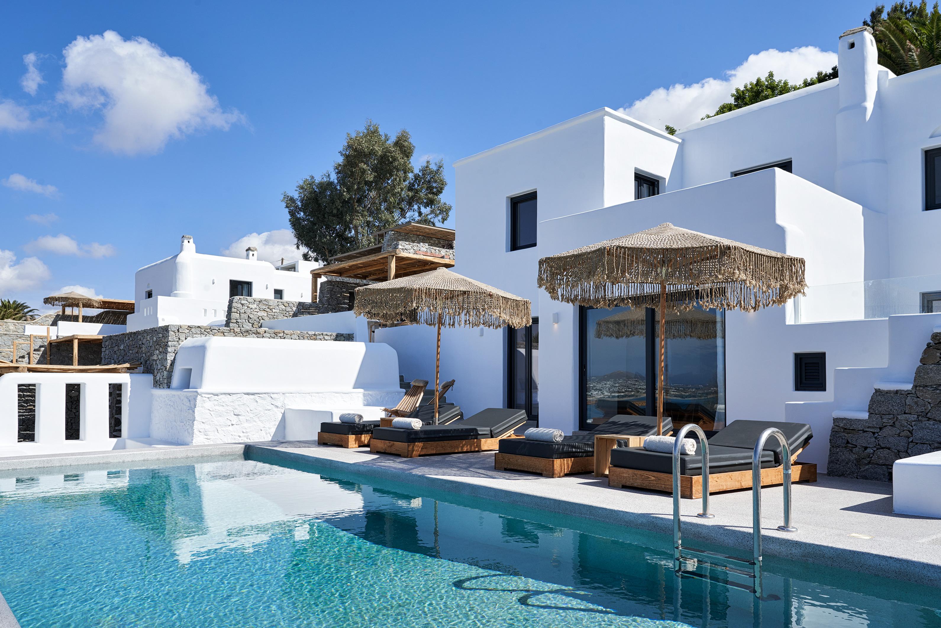 Villa Lysias Potamia Naxos: Spacious 5-Bedroom Apartment with Sea Views and Pool, Naxos