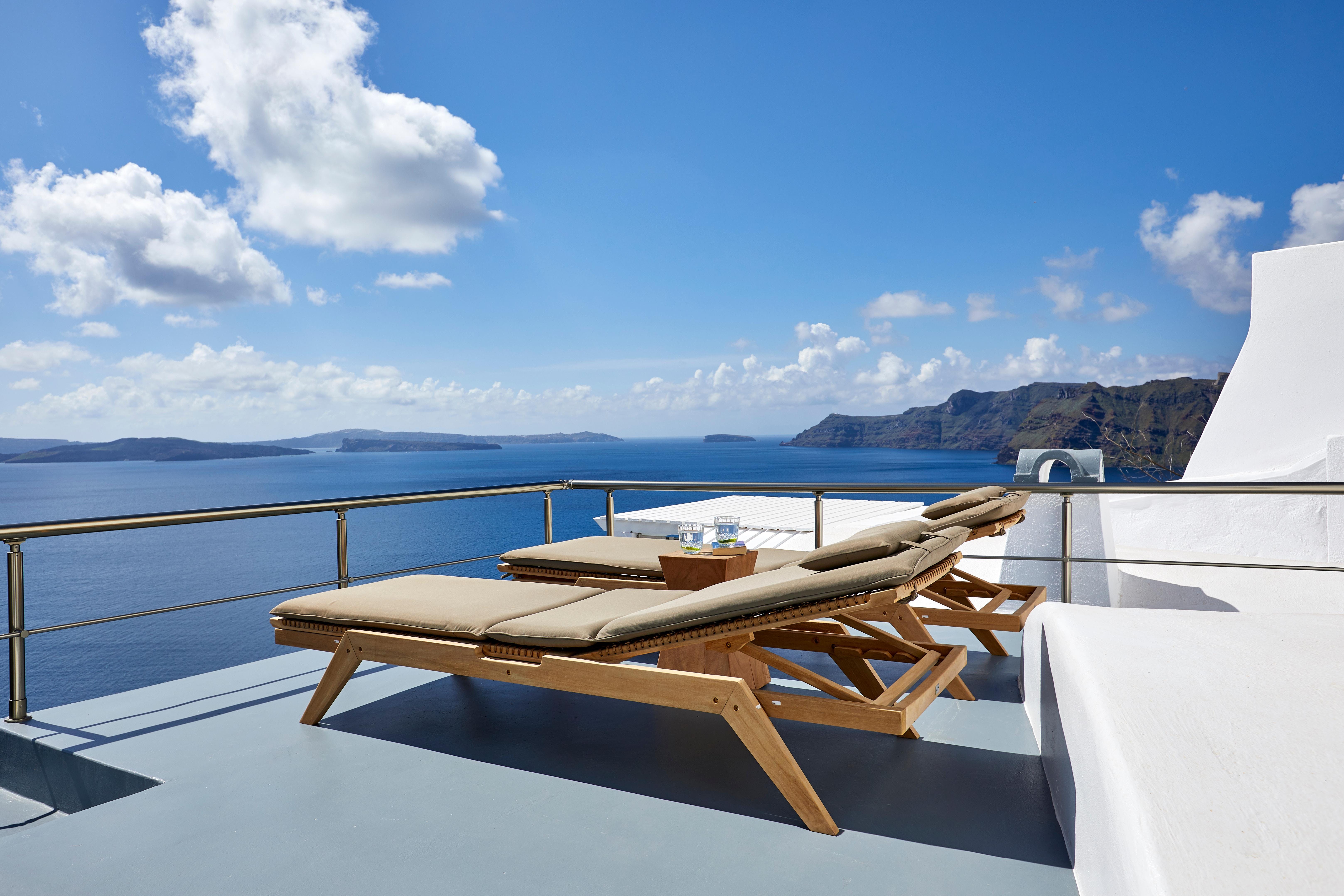 Villa Ostria Vourvoulos Santorini-780027: Charming 1-Bedroom Apartment with Hot Tub and Sea View, Santorini