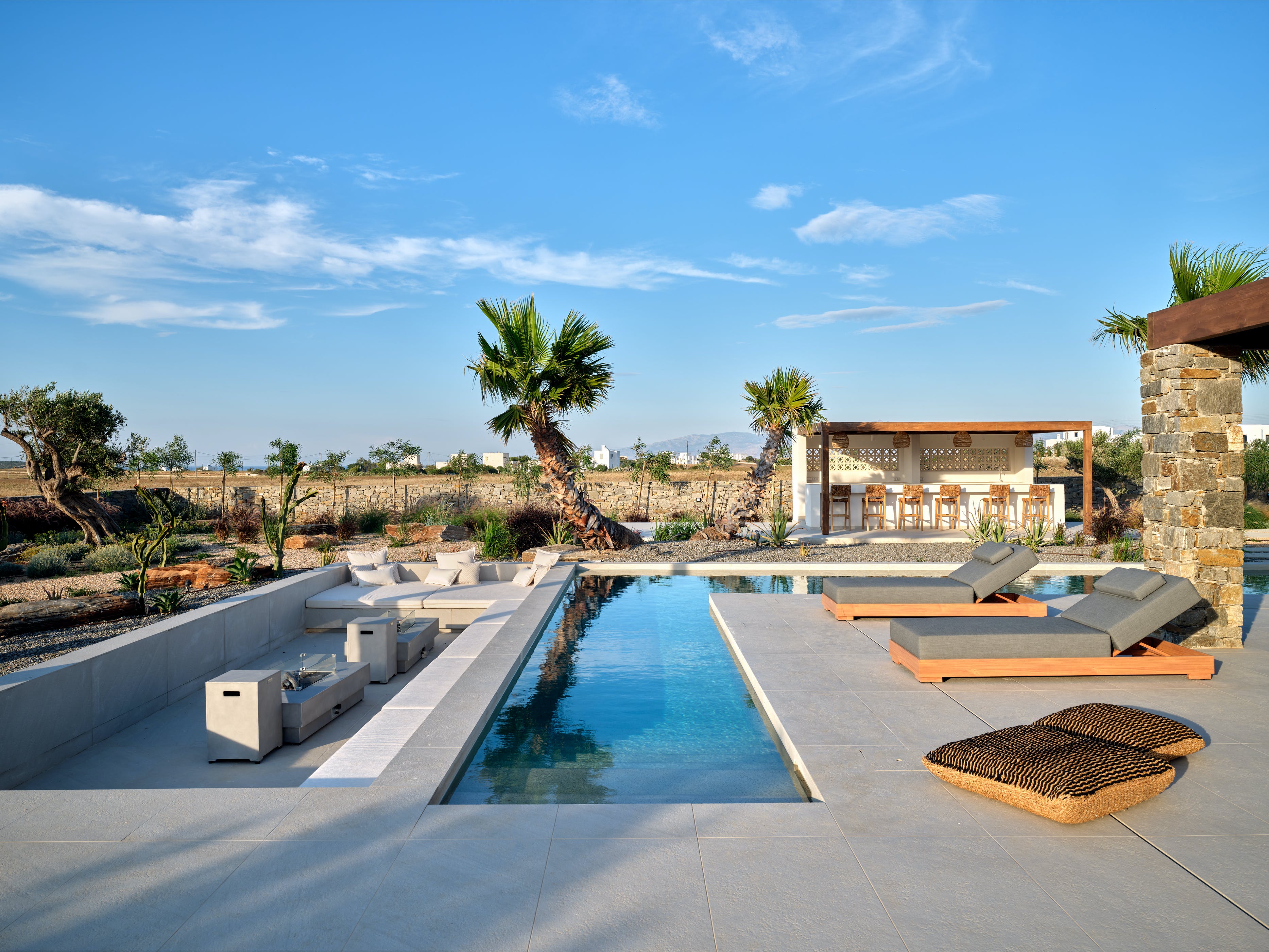 Villa Lysias Agkali Paros-714190: Luxury 6-Bedroom Villa with Pool and Tennis Court, Paros