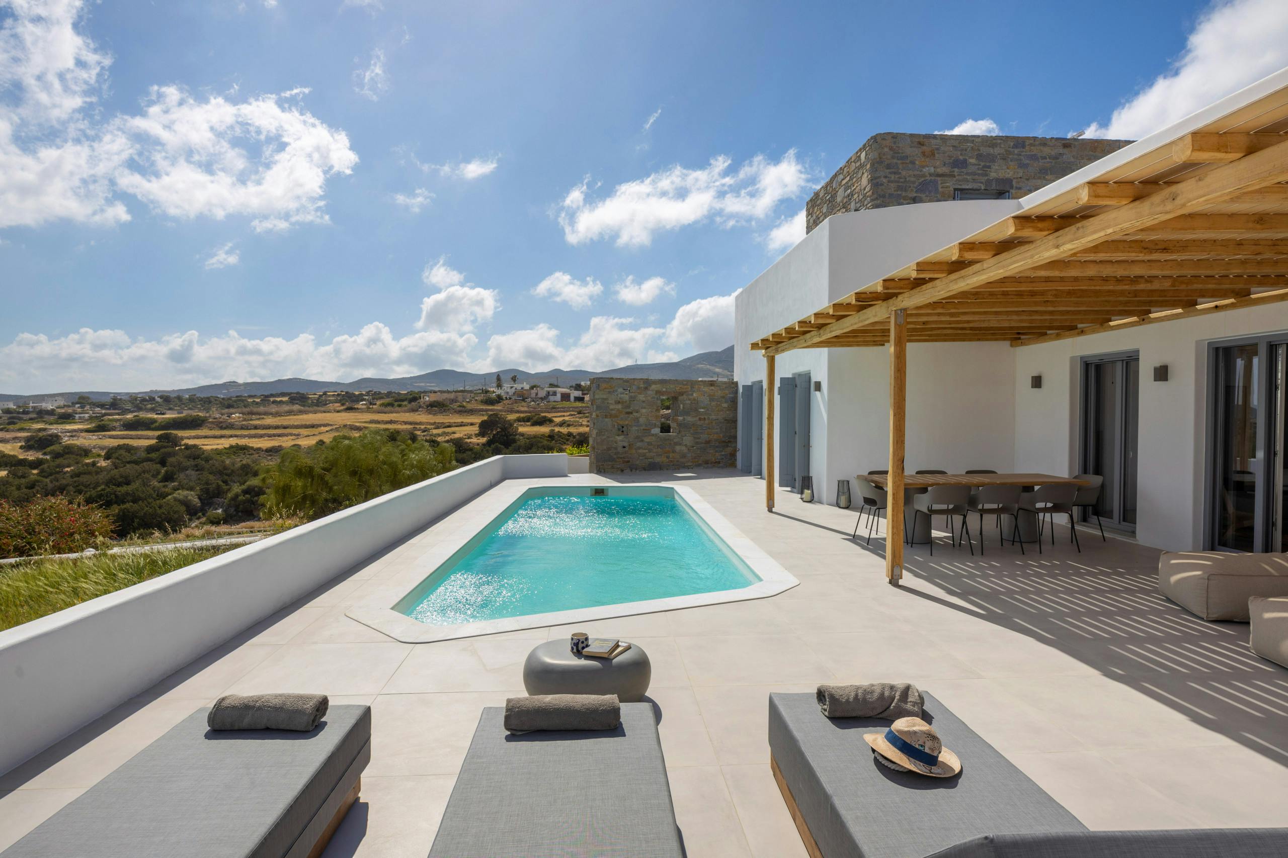Villa Kyanos Marmaro Paros-761688: Luxurious 4-Bedroom Apartment with Stunning Sea Views, Paros