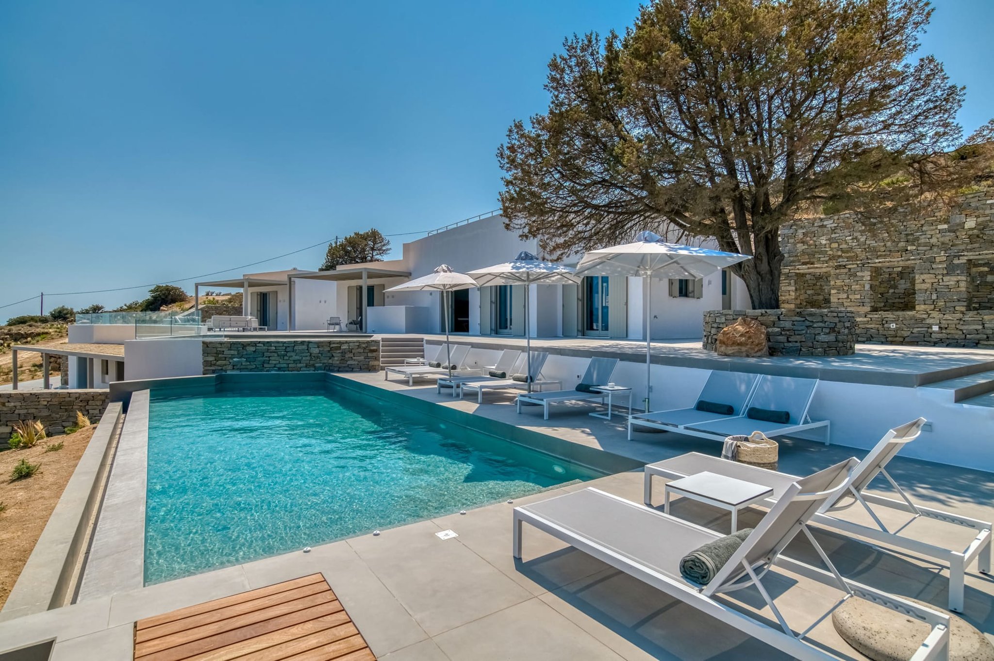 Villa Lefki Piso Livadi Paros-702395: Luxury 7-Bedroom Villa with Seaview and Tennis Court, Paros