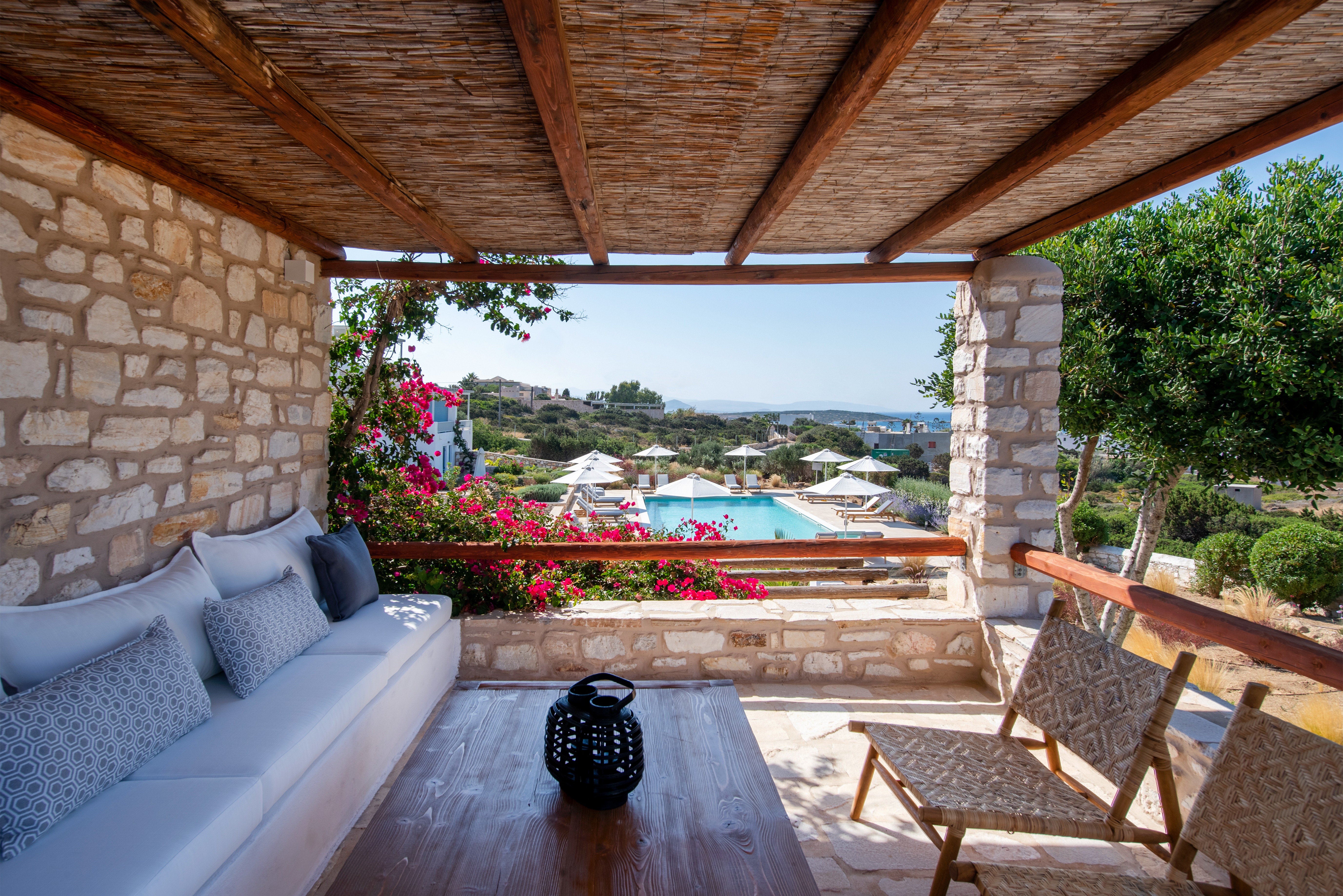 Villa Lefkos Piso Livadi Paros: 7-Bedroom Luxury Villa with Seaview and Pool, Paros