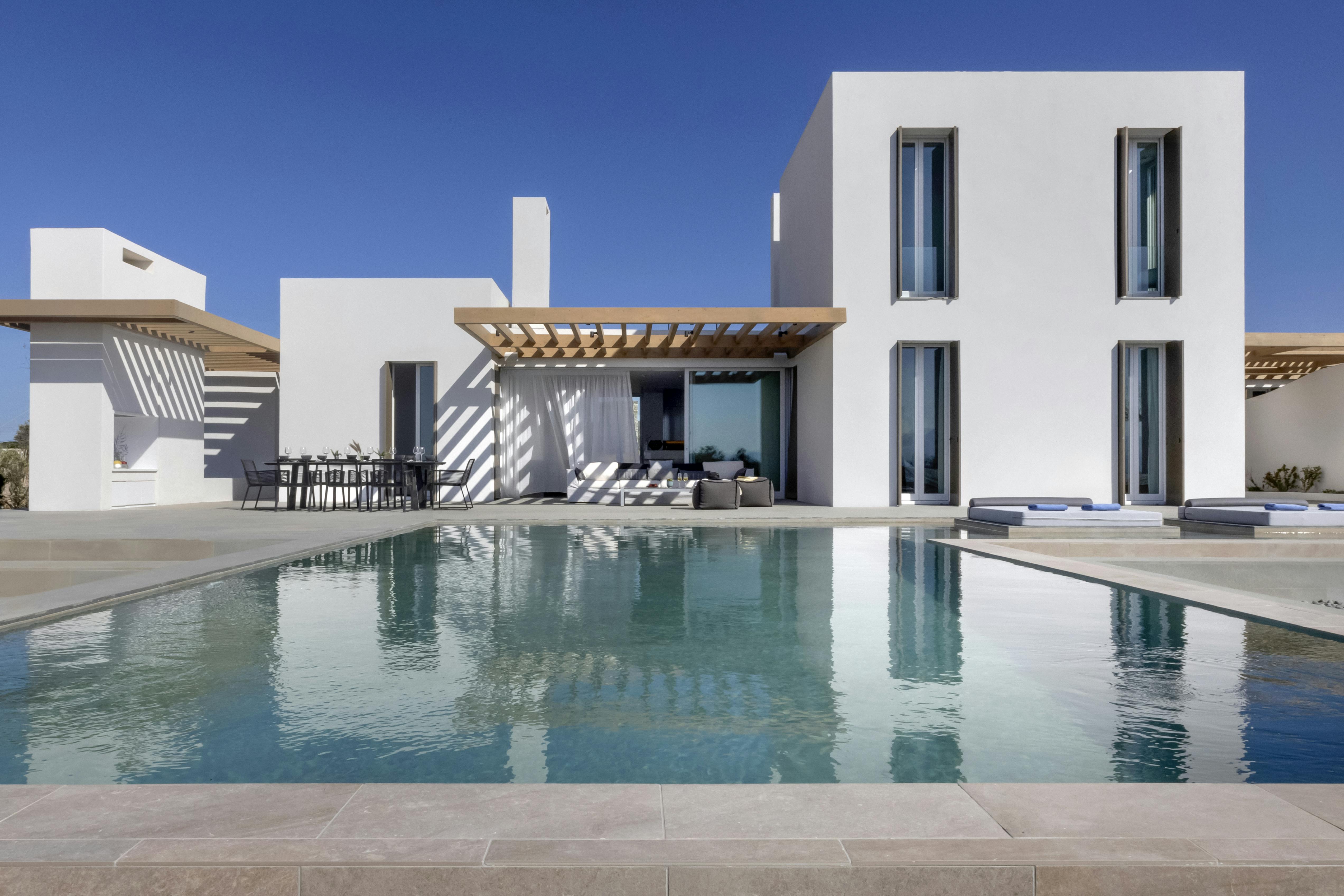 Villa Auge Marmaro Paros: Luxury 8-Bedroom Villa with Seaview and Pool, Paros