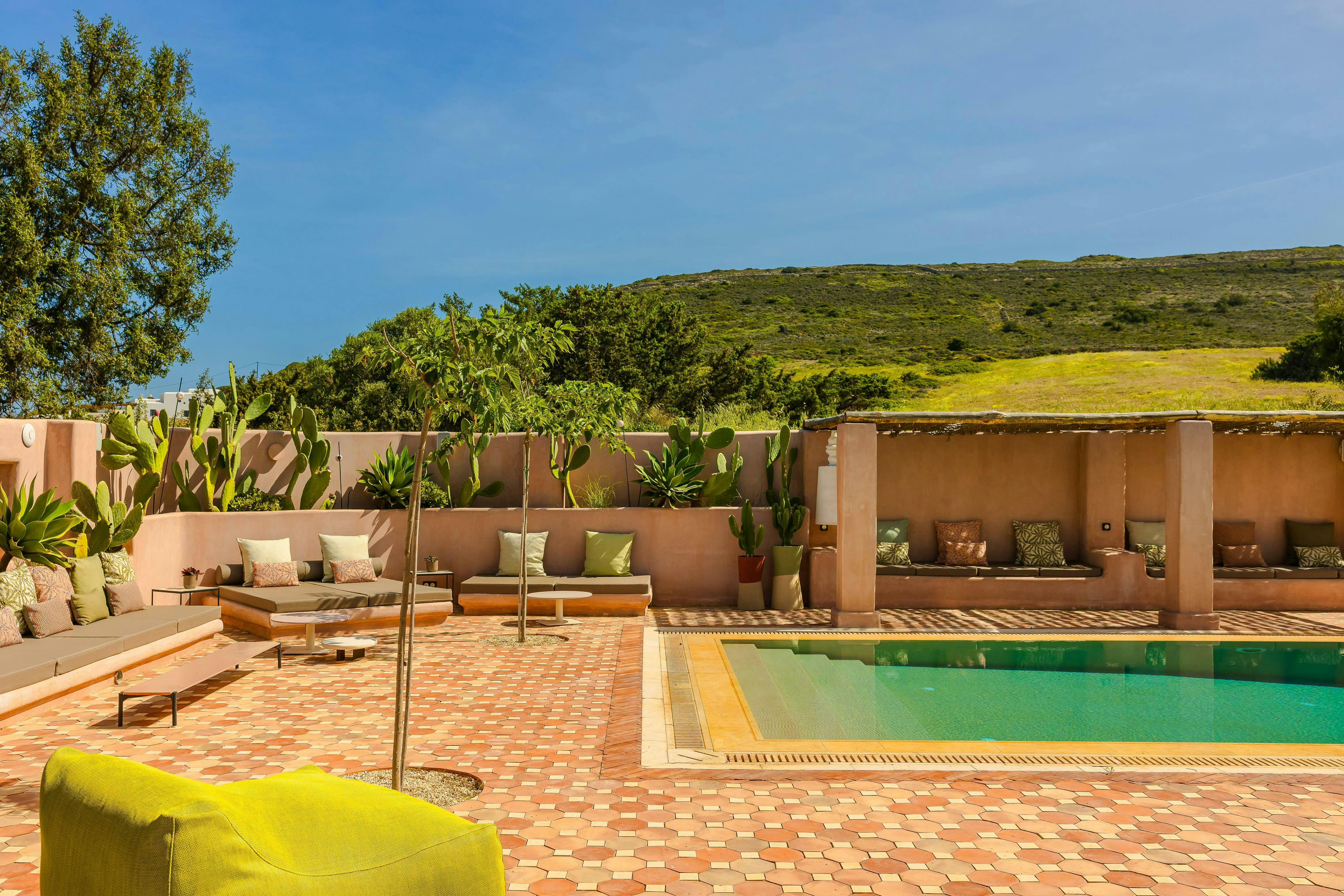 Villa Kaikias Agkalia Paros: Luxury 6-Bedroom Villa with Stunning Seaview, Paros