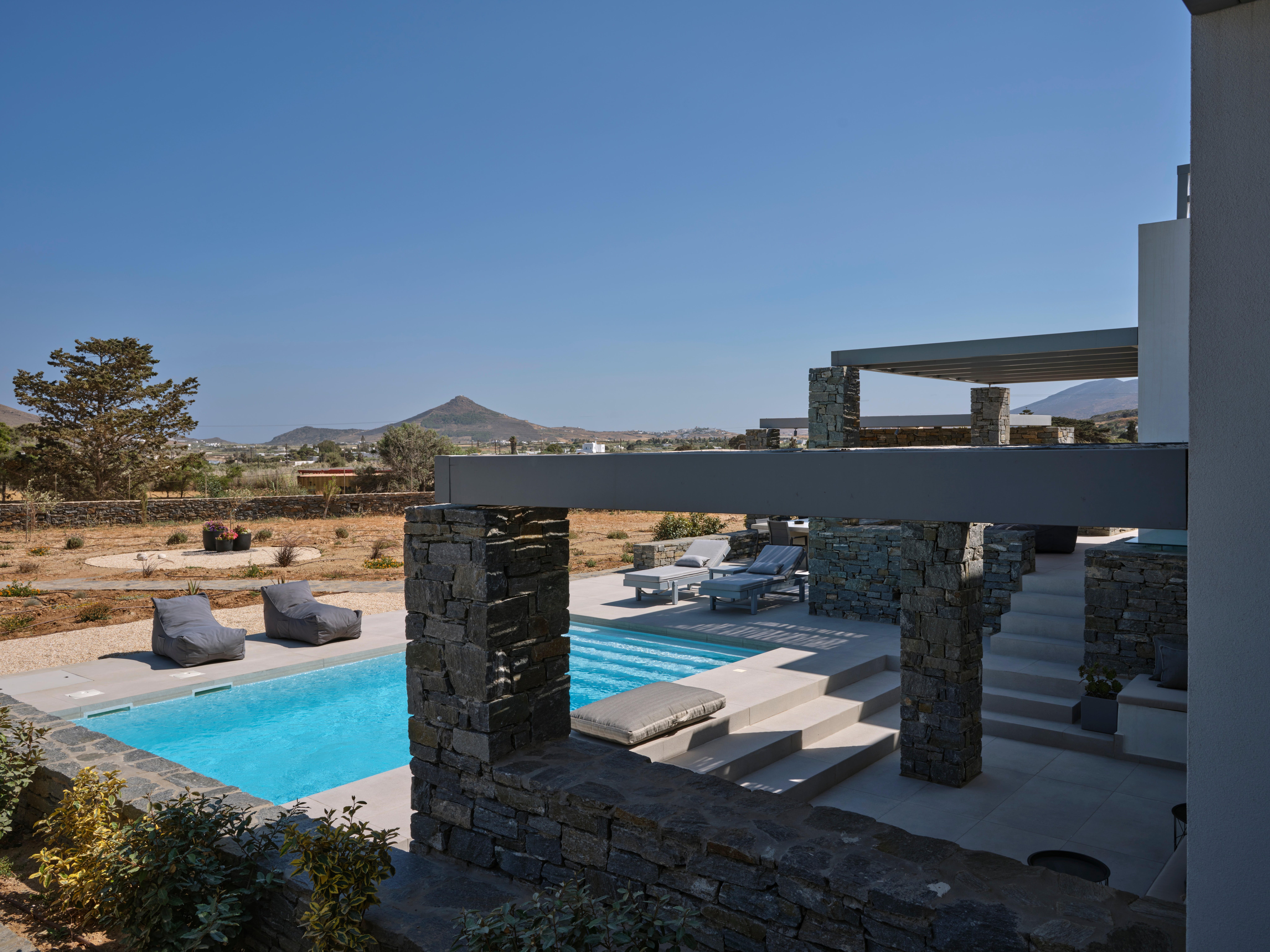 Villa Auge Lefkes Paros: Luxury 3-Bedroom Apartment with Seaview and Pool, Paros