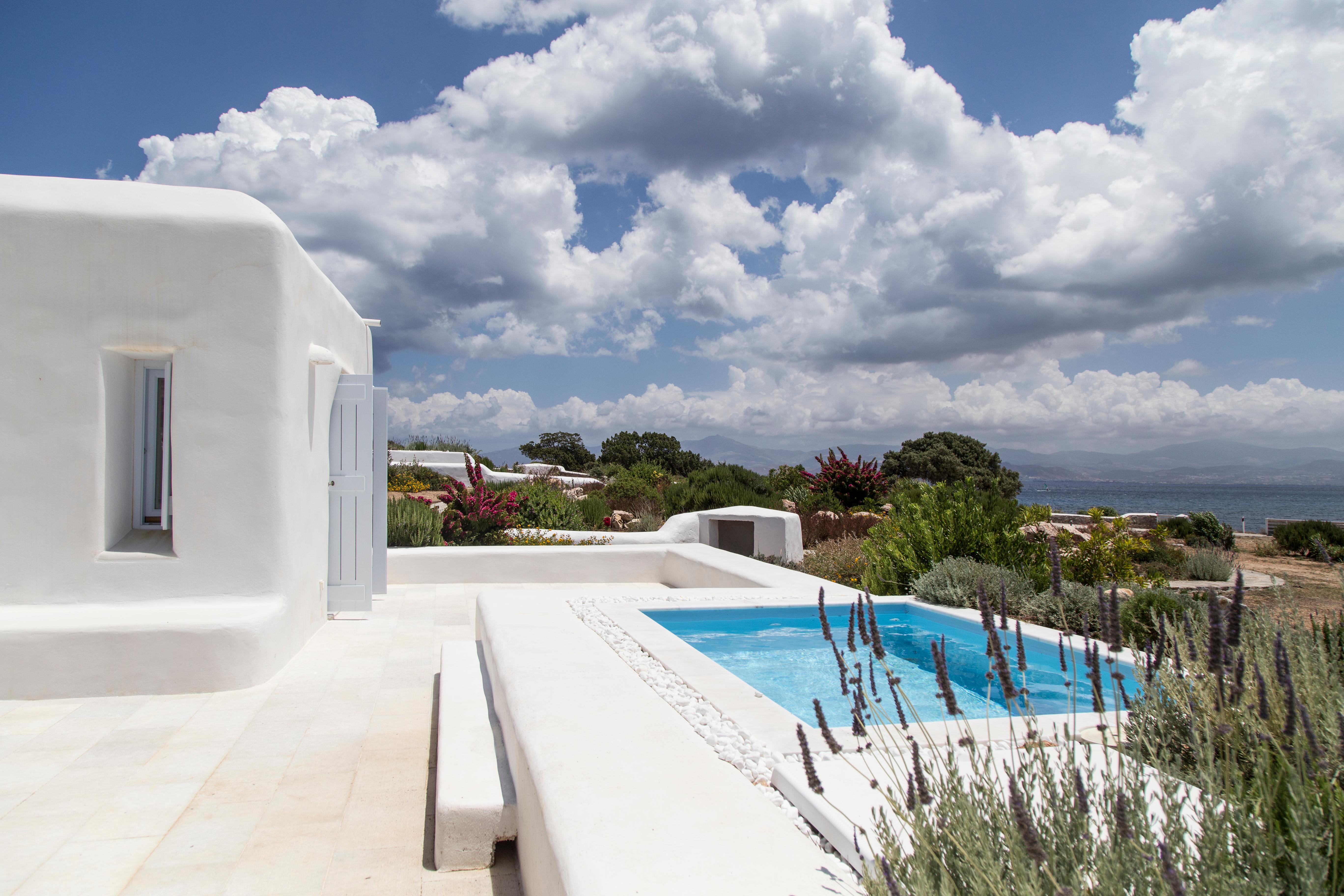 Villa Lefki Logaras Paros: Luxury 2-Bedroom Apartment with Pool and Seaview, Paros