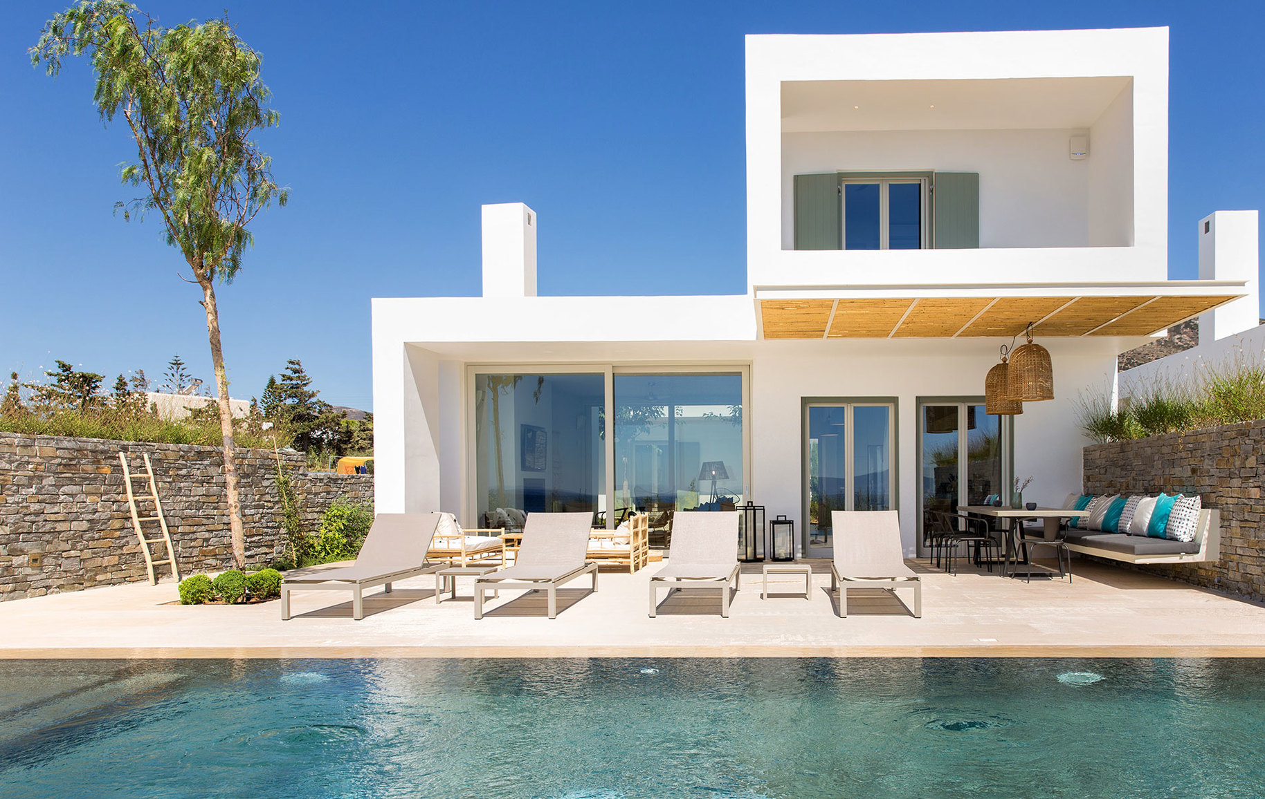 Villa Auge Piso Livadi Paros: Luxury 4-Bedroom Apartment with Seaview and Pool, Paros
