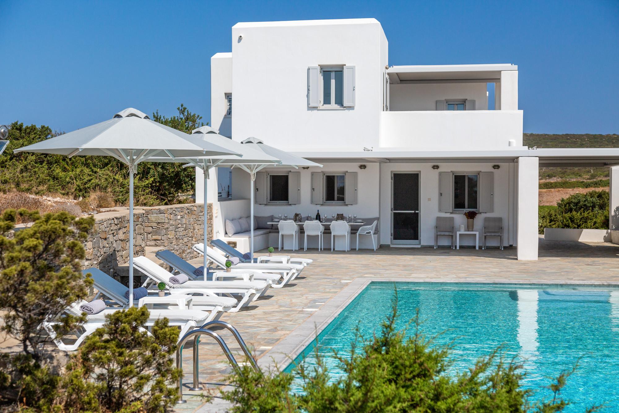 Villa Lefkos Livadia Paros: Luxury 4-Bedroom Apartment with Seaview and Pool, Paros