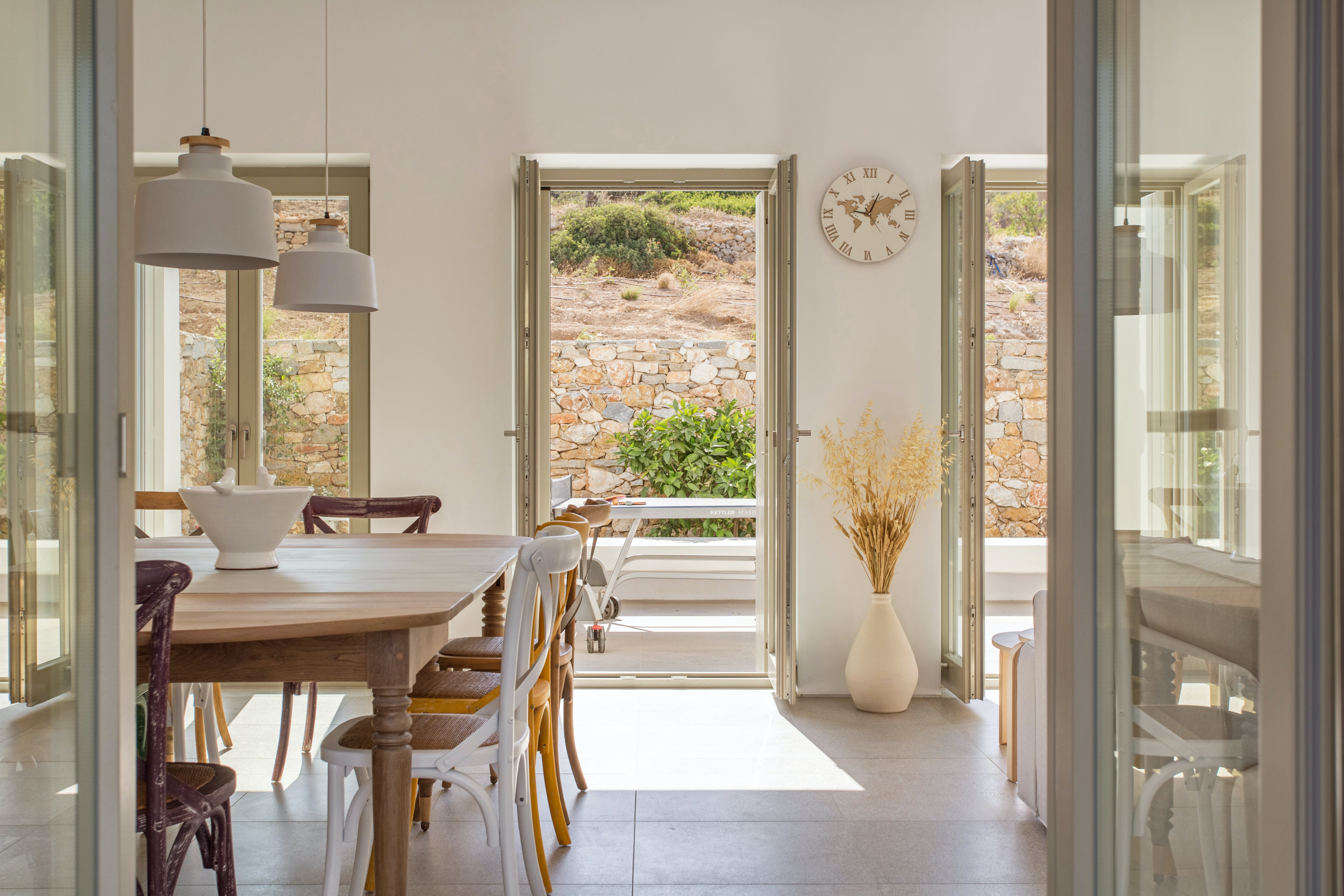 Villa Auge Marathi Paros: Spacious 5-Bedroom Luxury Apartment with Pool and Sea Views, Paros