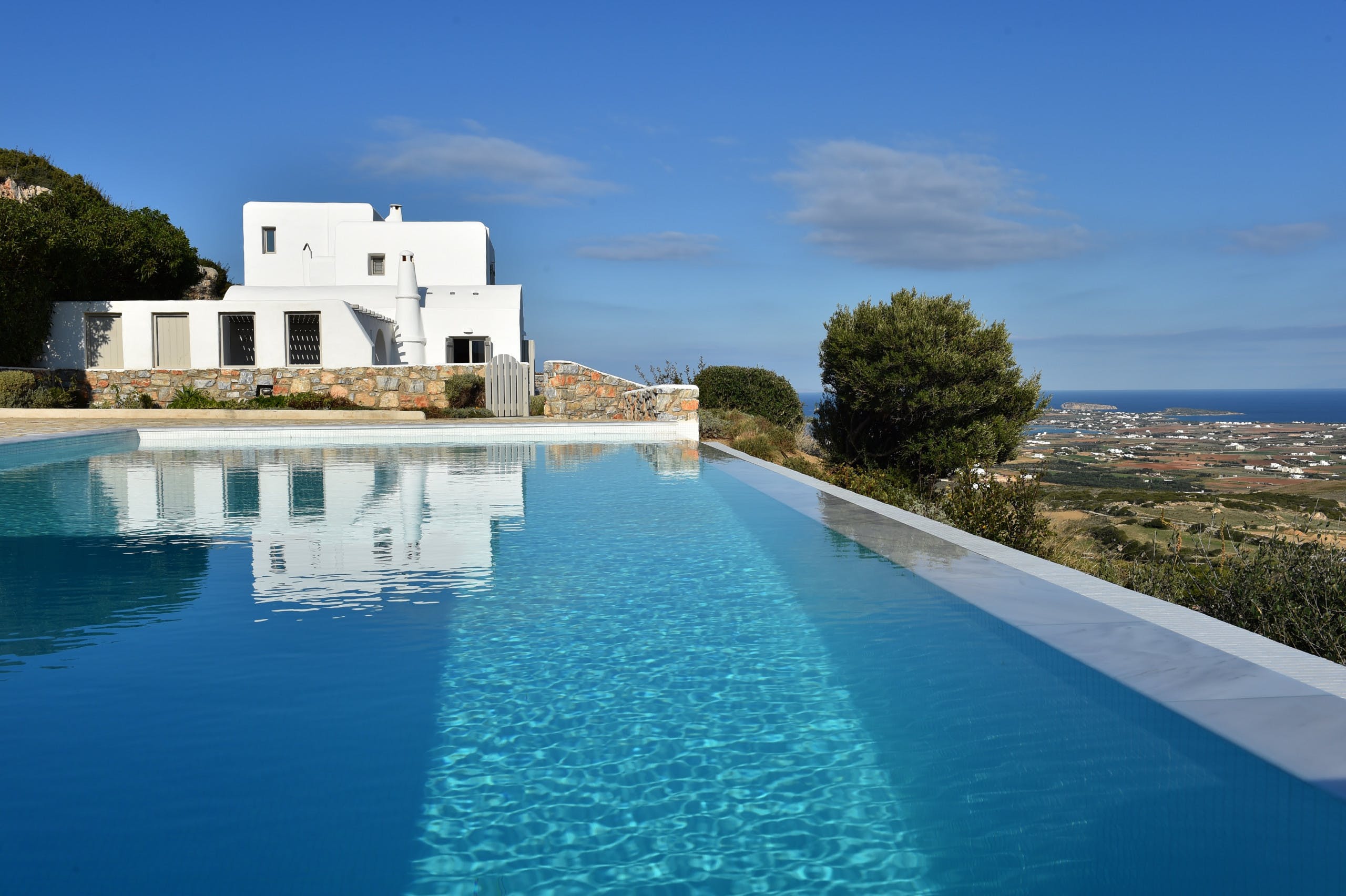 Villa Lysias Marmaro Paros-700174: 3-Bedroom Luxury Apartment with Infinity Pool and Sea Views, Paros