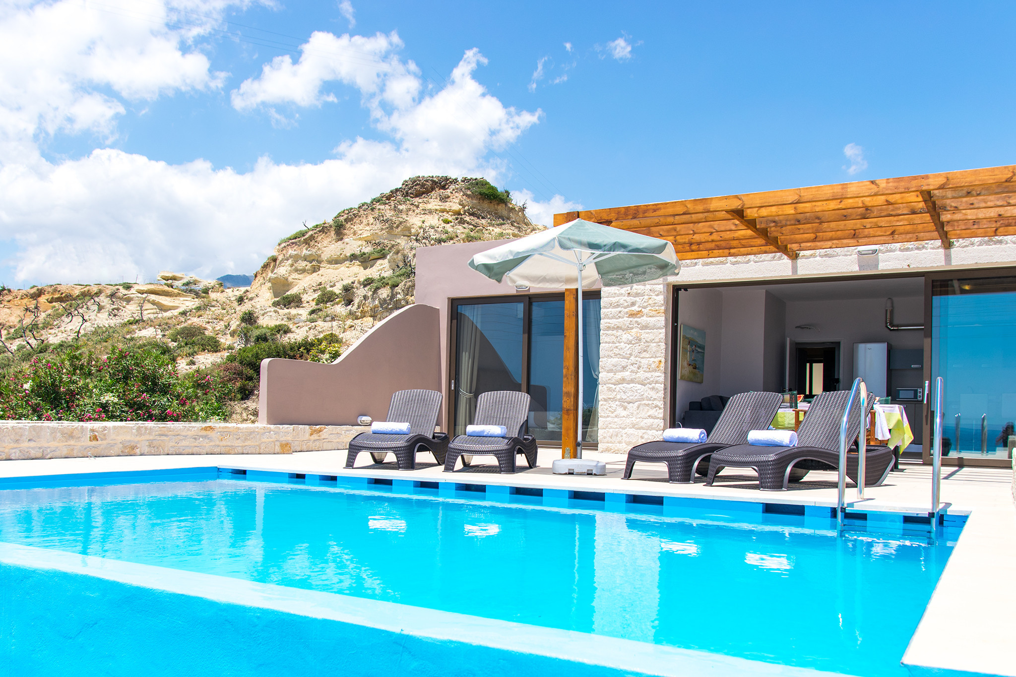 Villa Boreas Souda Plakias: Luxury Villa with Infinity Pool and Sea Views, Plakias