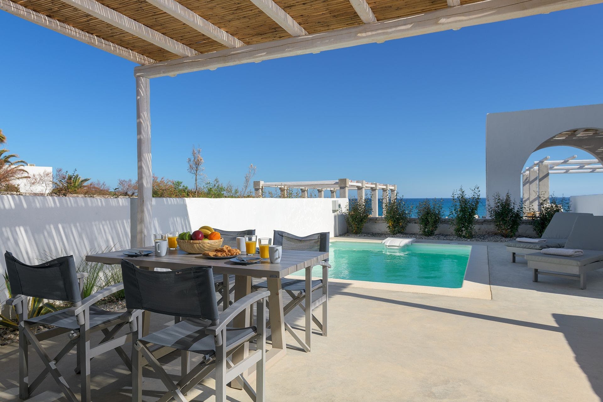 Villa Lysias Agios Georgios Plimmiri: 2-Bedroom Apartment with Swimming Pool and Sea View, Plimmiri