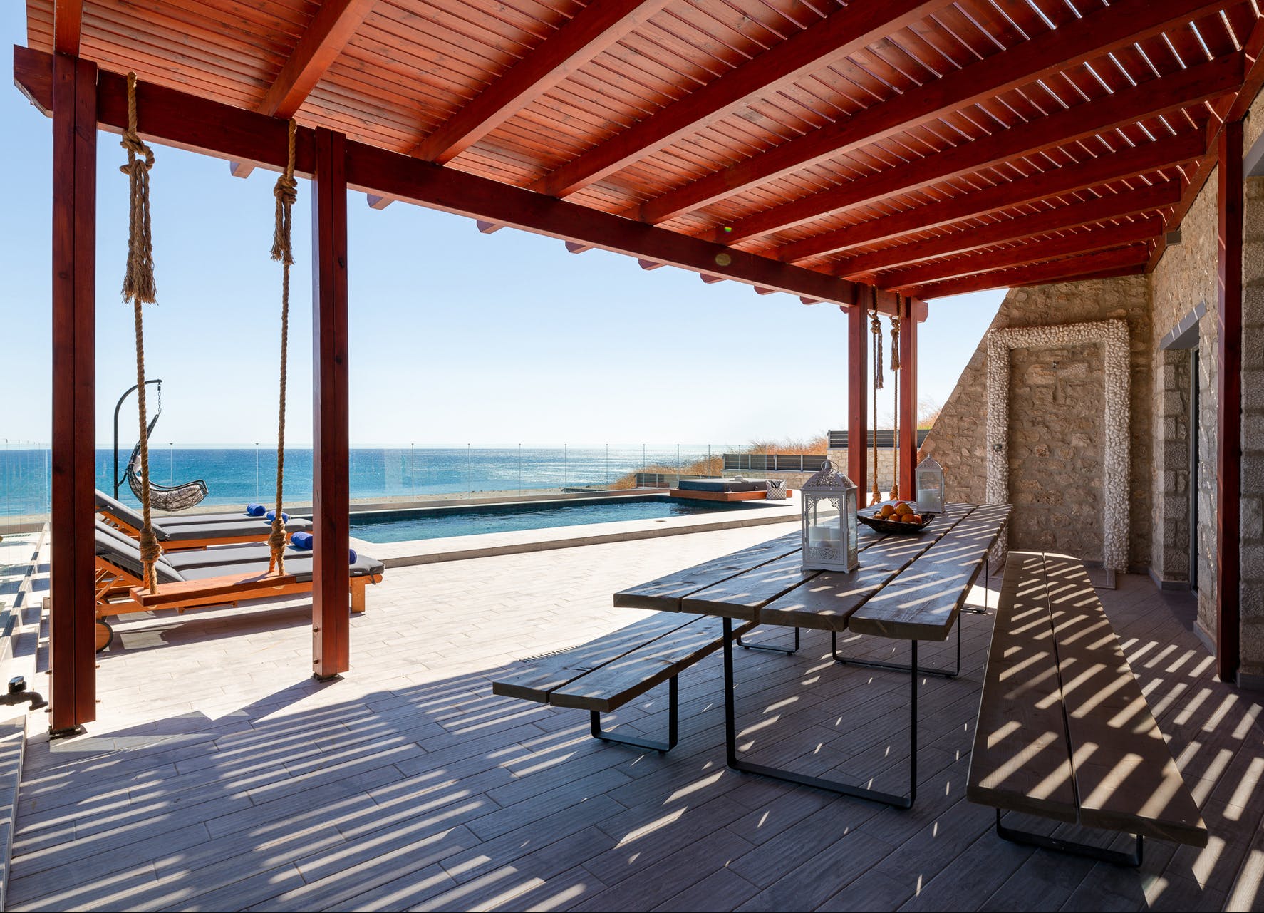 Villa Kaikias Keras Plimmiri: Spacious 6-Bedroom Apartment with Pool and Seaview, Plimmiri