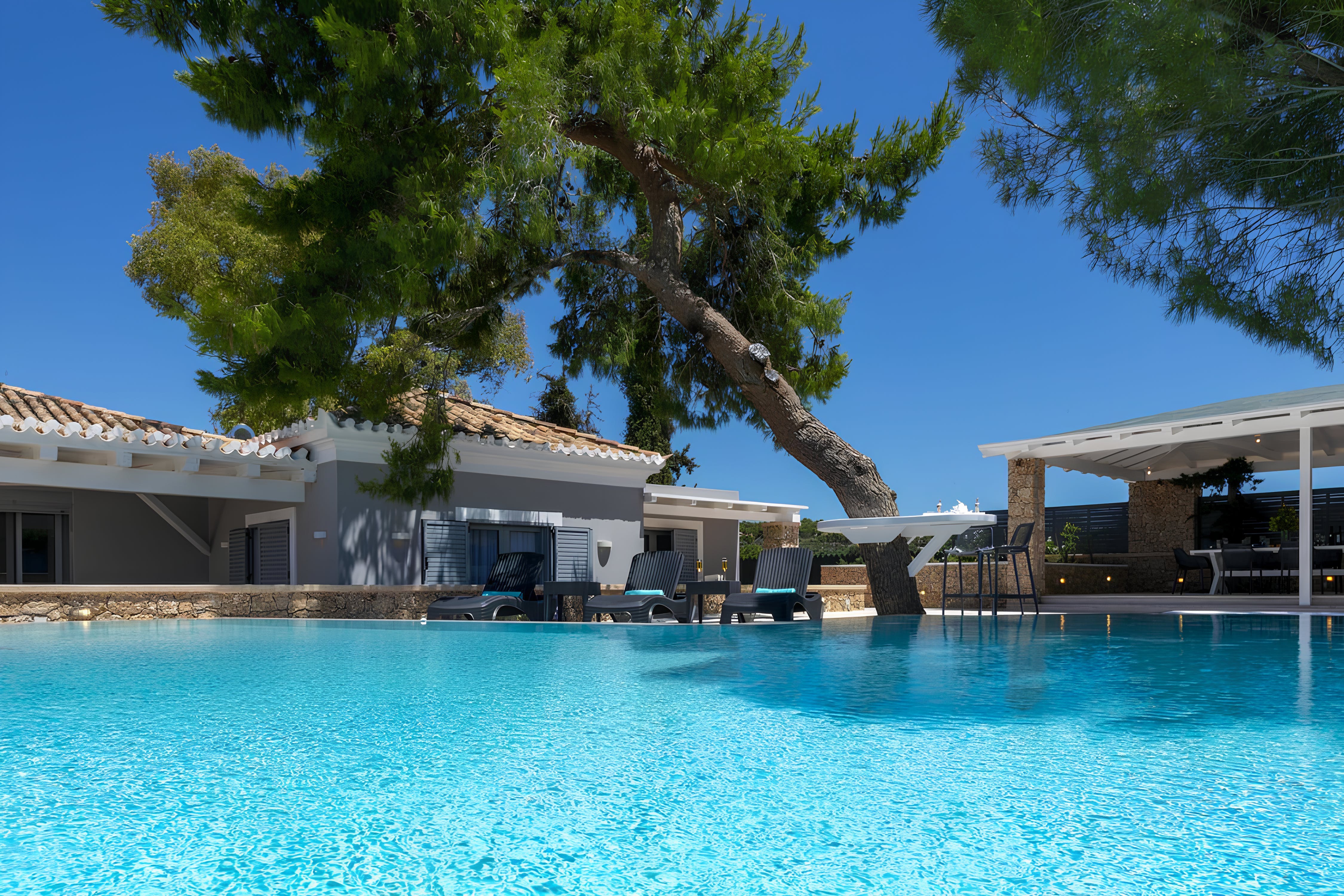 Villa Auge Porto Heli Greece: Spacious 5-Bedroom Apartment with Pool and Seaview, Argolis