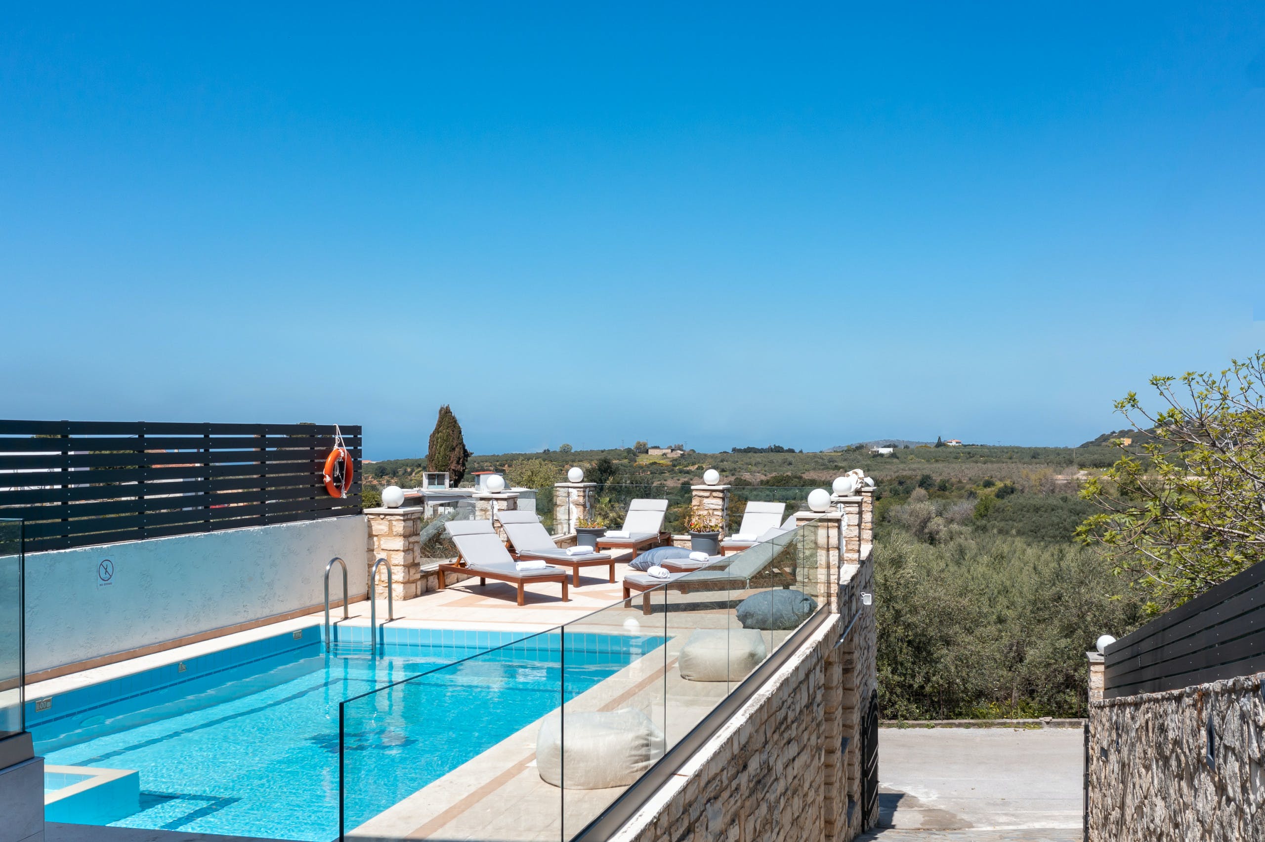 Villa Lefki Akrotiri Rethymno: Spacious 6-Bedroom Apartment with Pool and Sea Views, Rethymno