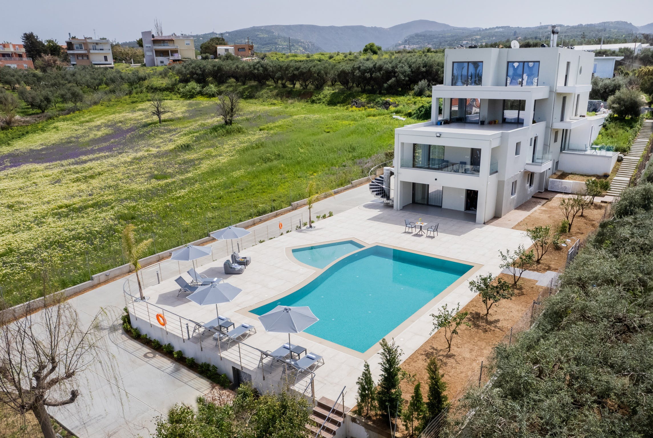 Villa Zephyros Bali Rethymno: Spacious 6-Bedroom Apartment with Seaview and Pool, Rethymno
