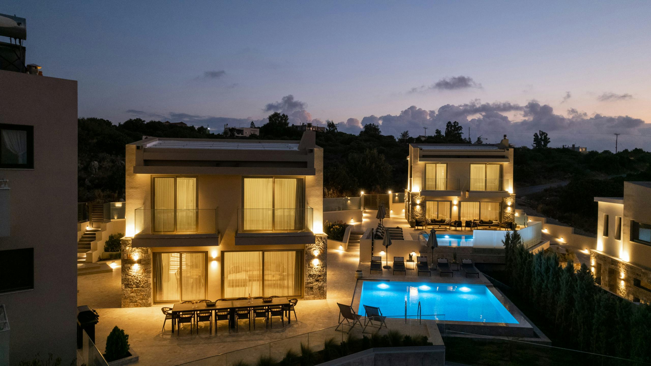 Villa Lefki Skaleta Rethymnon: Spacious 8-Bedroom Apartment with Seaview and Pool, Rethymnon