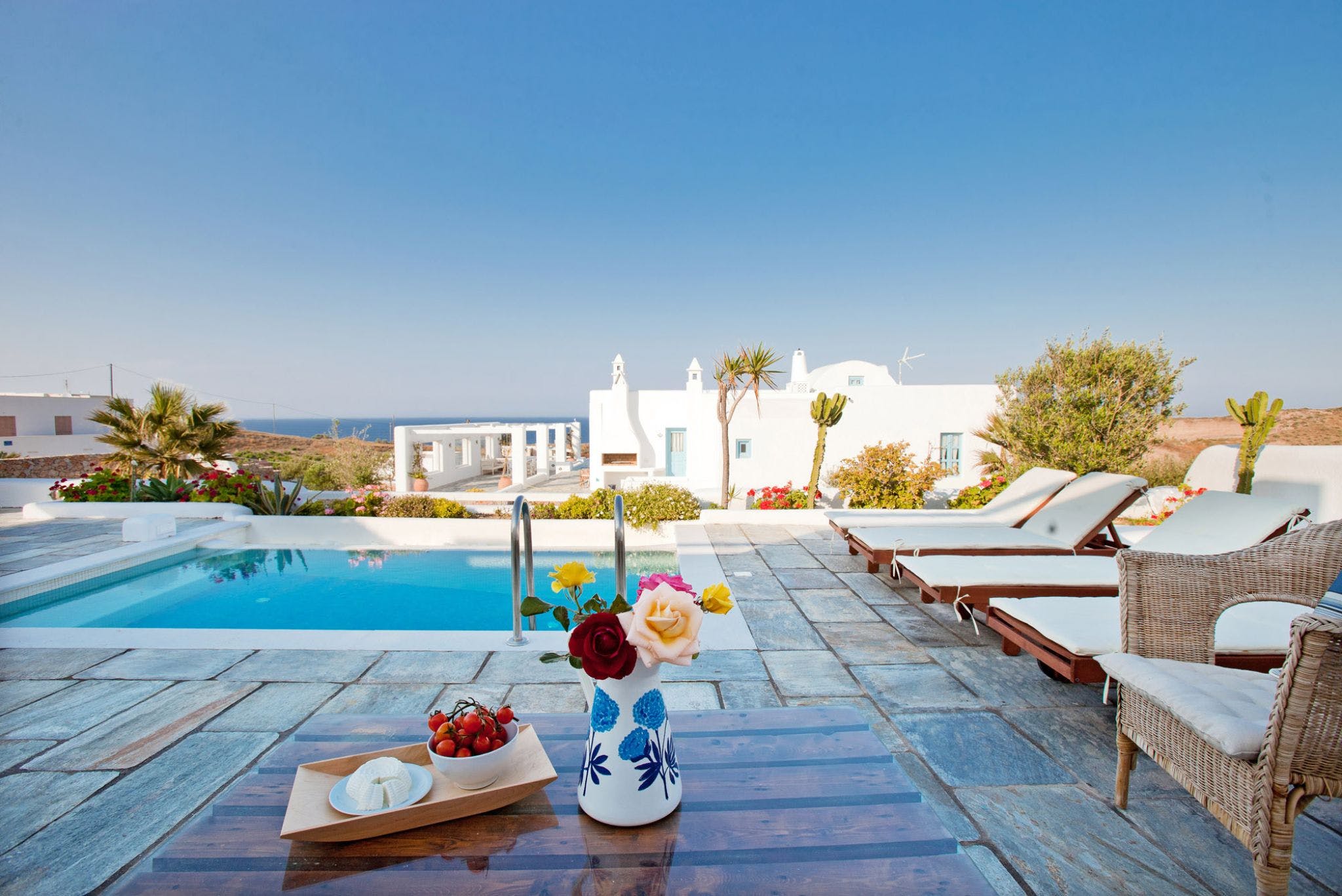 Villa Zephyros Akrotiri Santorini: Elegant 2-Bedroom Apartment with Private Pool, Santorini