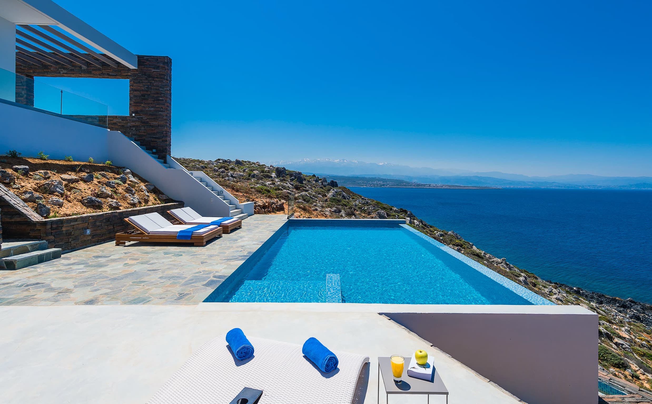 Villa Lysias Finikia Santorini-741156: Luxury 4-Bedroom Apartment with Infinity Pool and Sea Views, Santorini