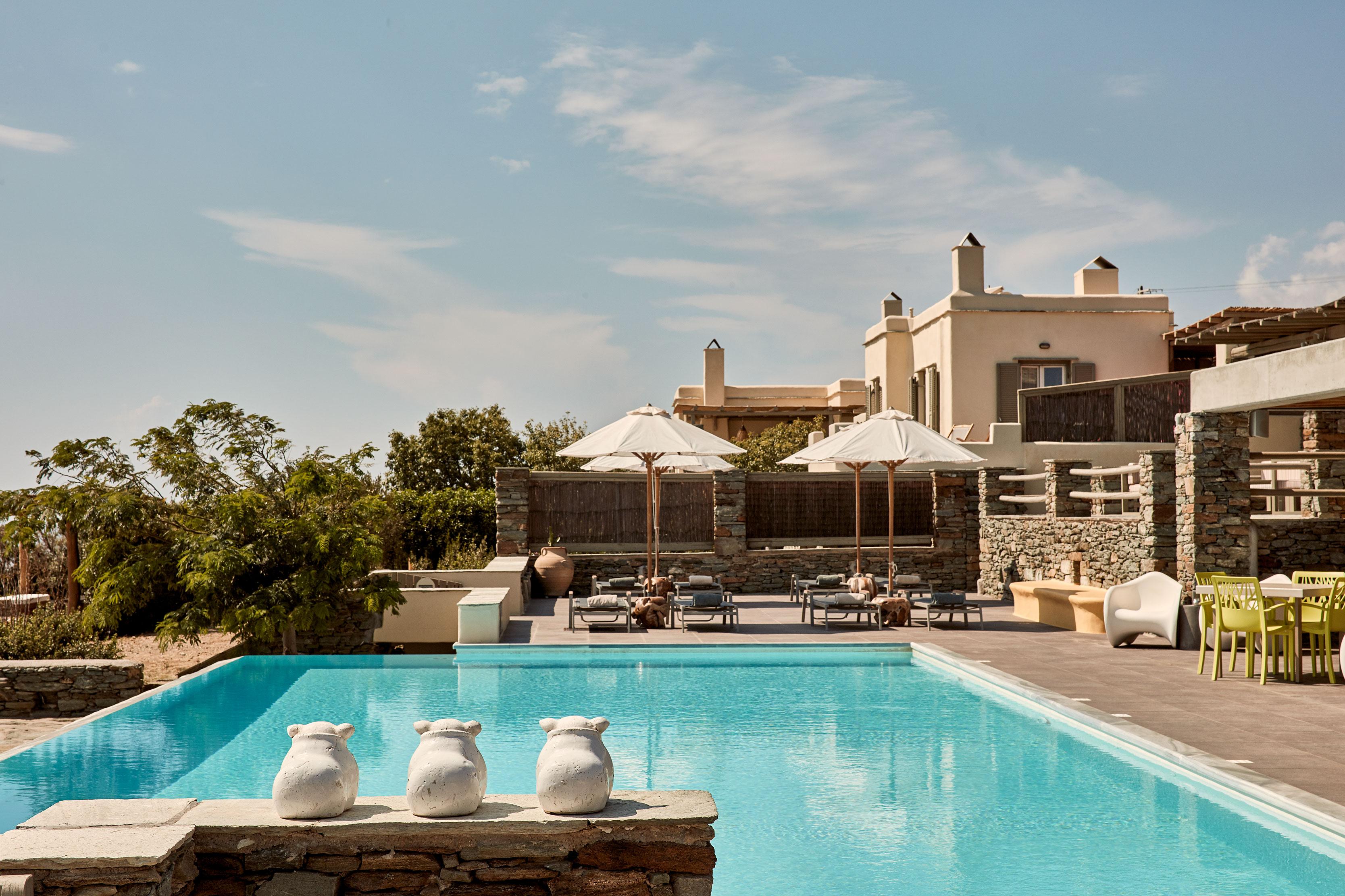 Villa Boreas Arnados Tinos: Luxury 4-Bedroom Villa with Seaview and Pool, Tinos