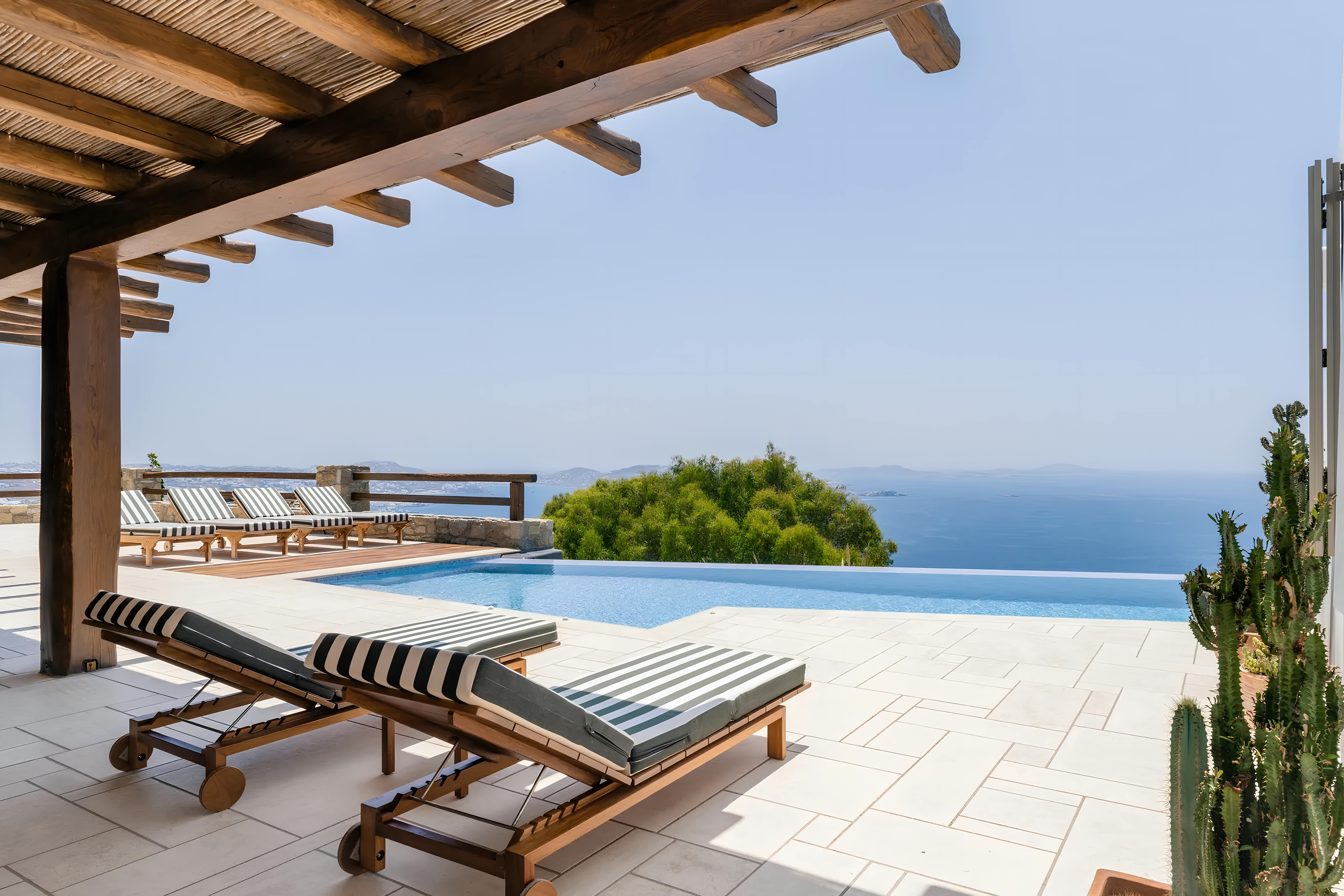 Villa Lysias Agios Ioannis Tourlos: Elegant 3-Bedroom Villa with Seaview and Pool, Mykonos