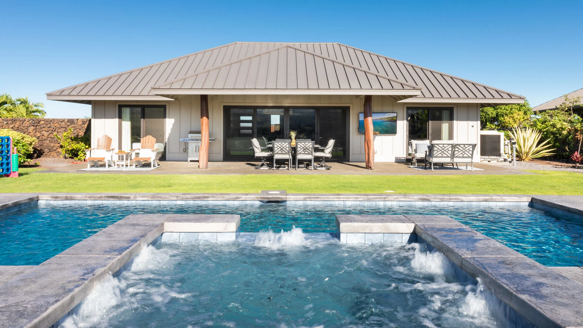 Villa Aurore Hawi Hawaii: Luxury 3-Bedroom Villa with Private Pool and Sea Views, Hawaii