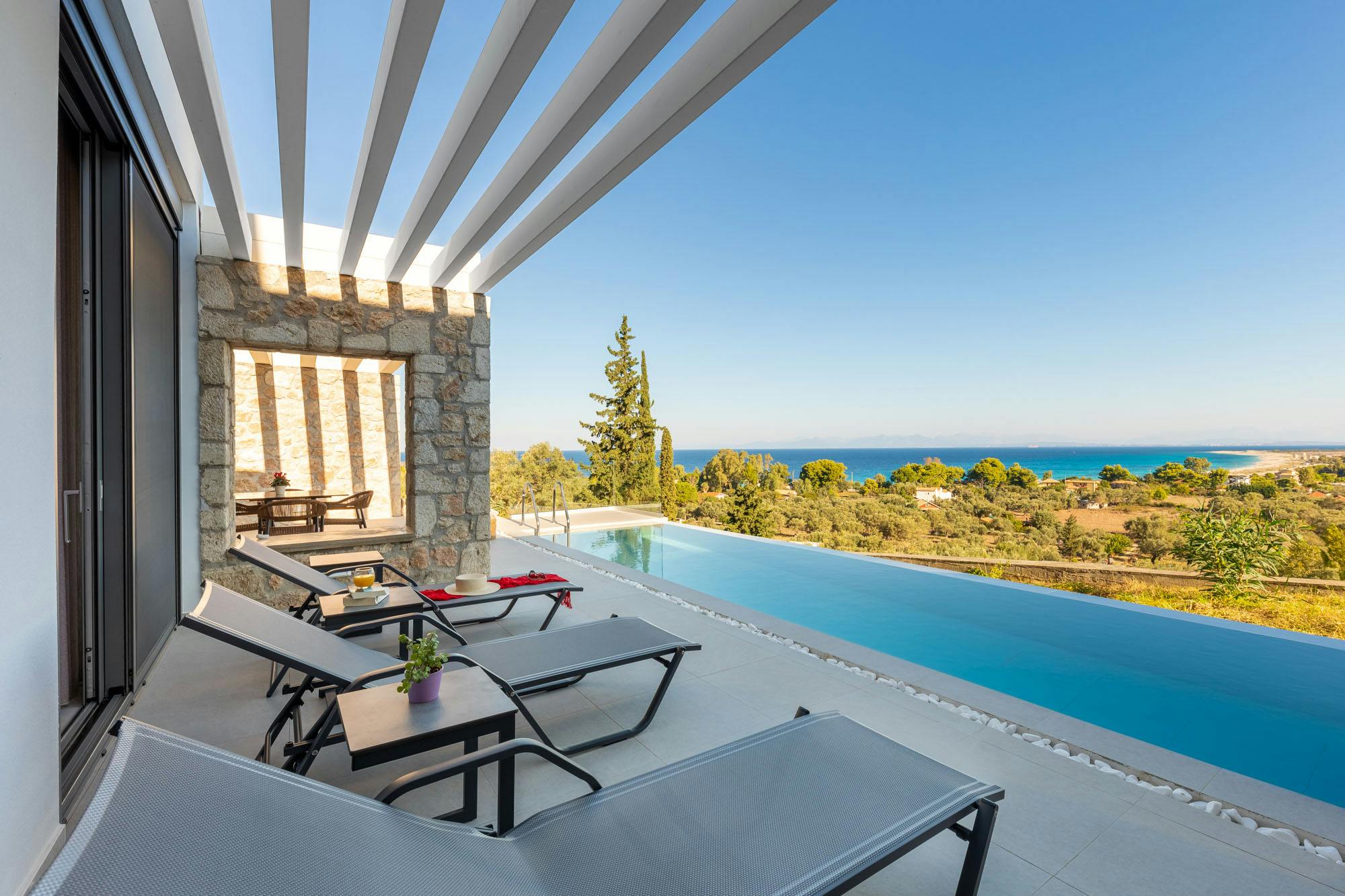 Villa Nydri Lefkada: Luxury 2-Bedroom Villa with Private Pool and Sea Views, Lefkada