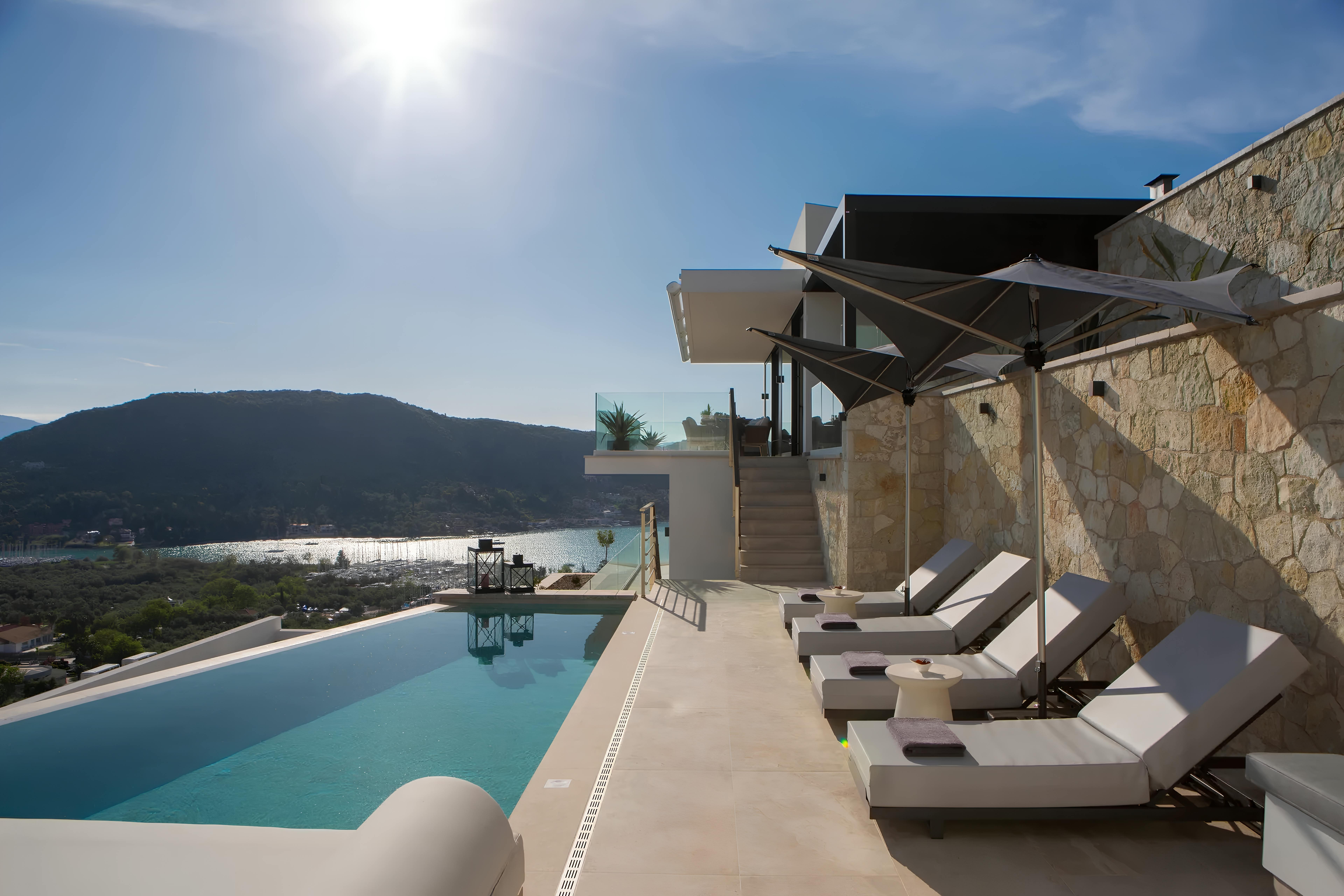 Villa Nydriotis Lefkada: Luxury 4-Bedroom Villa with Infinity Pool and Sea Views, Lefkada