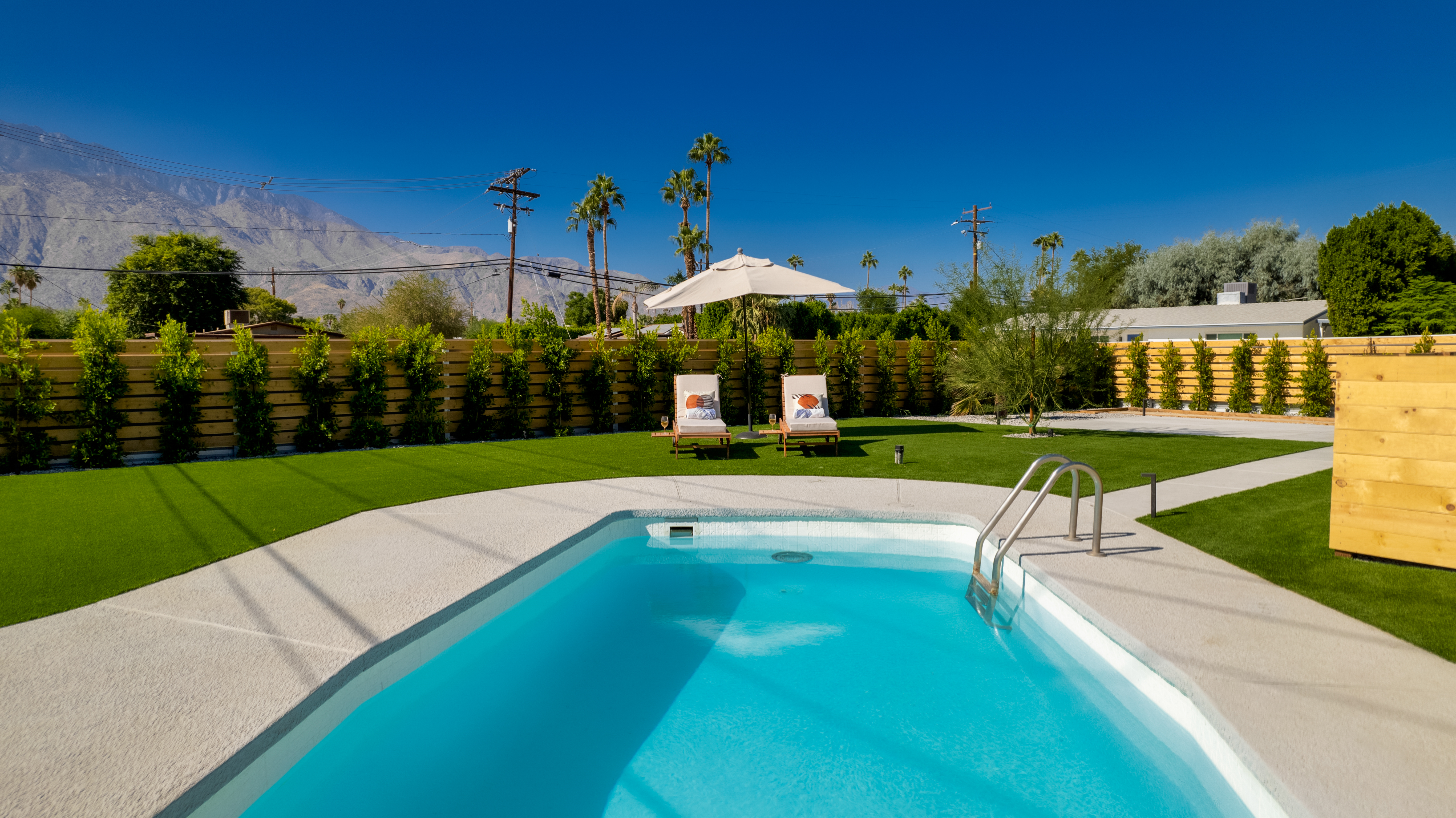 Villa Grecale Desert Palms Cathedral City: Luxury 3-Bedroom Villa with Private Pool and Hot Tub, Cathedral City