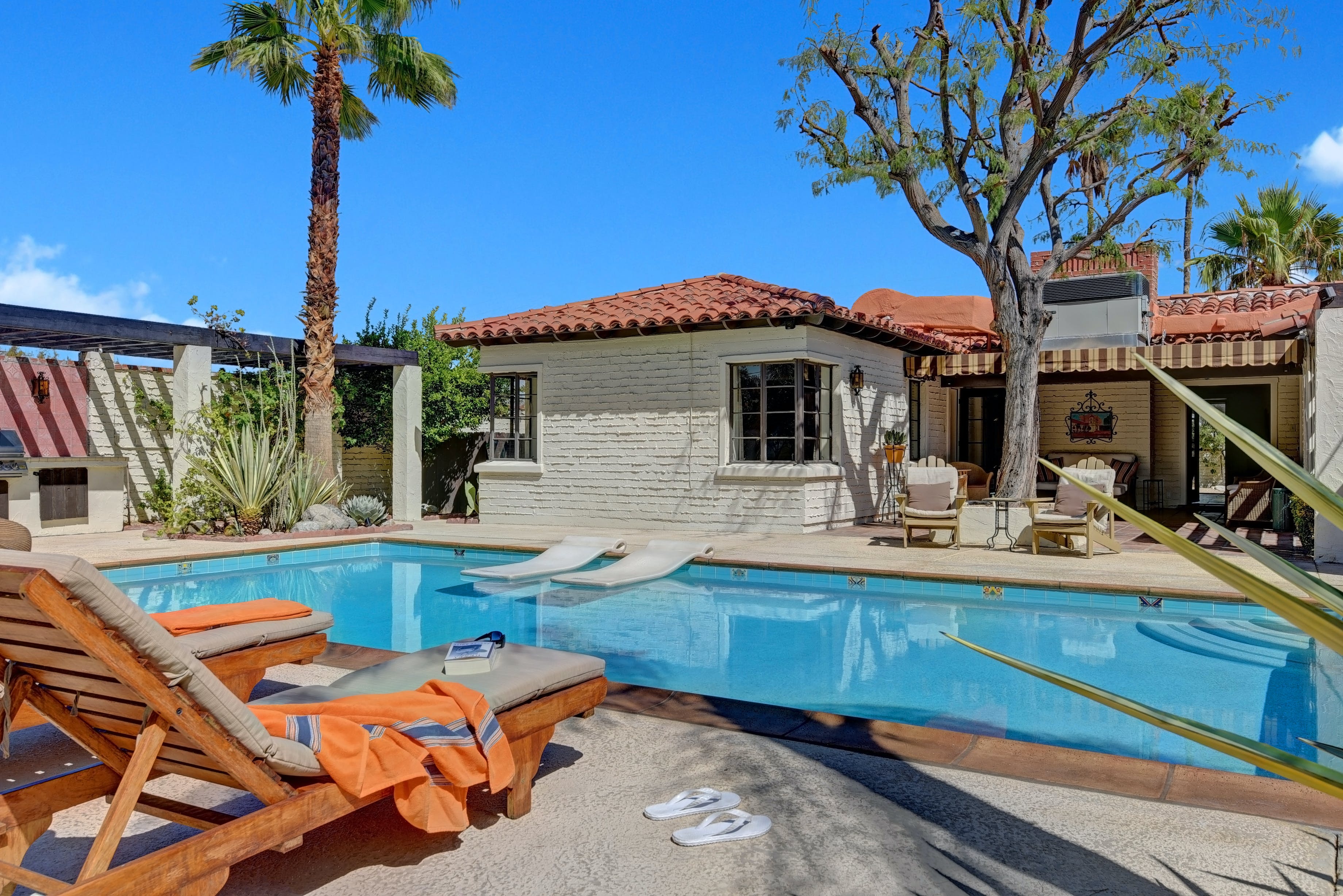 Villa Alborada Bogert Trail Cathedral City: Luxury 3-Bedroom Villa with Private Pool and BBQ, Cathedral City