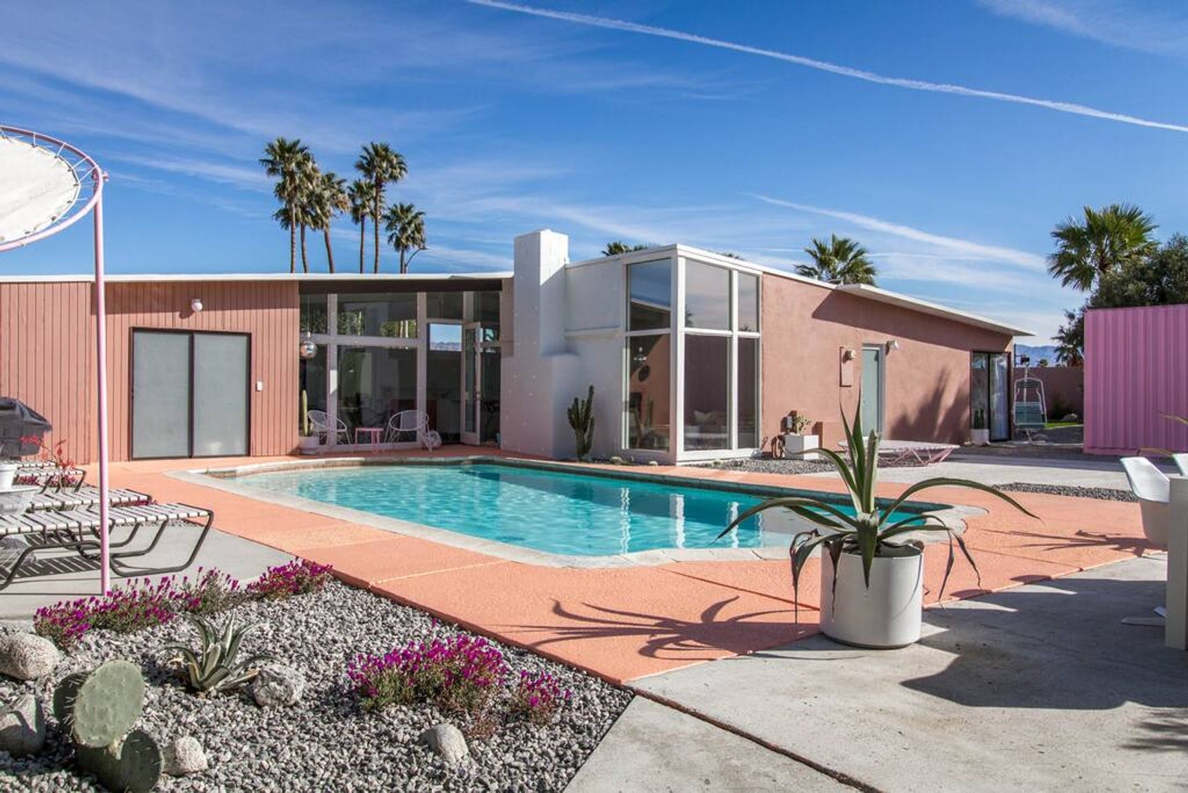 Villa Aurore Mesquite Cathedral City: Luxury 3-Bedroom Villa with Private Pool and Air Conditioning, Cathedral City