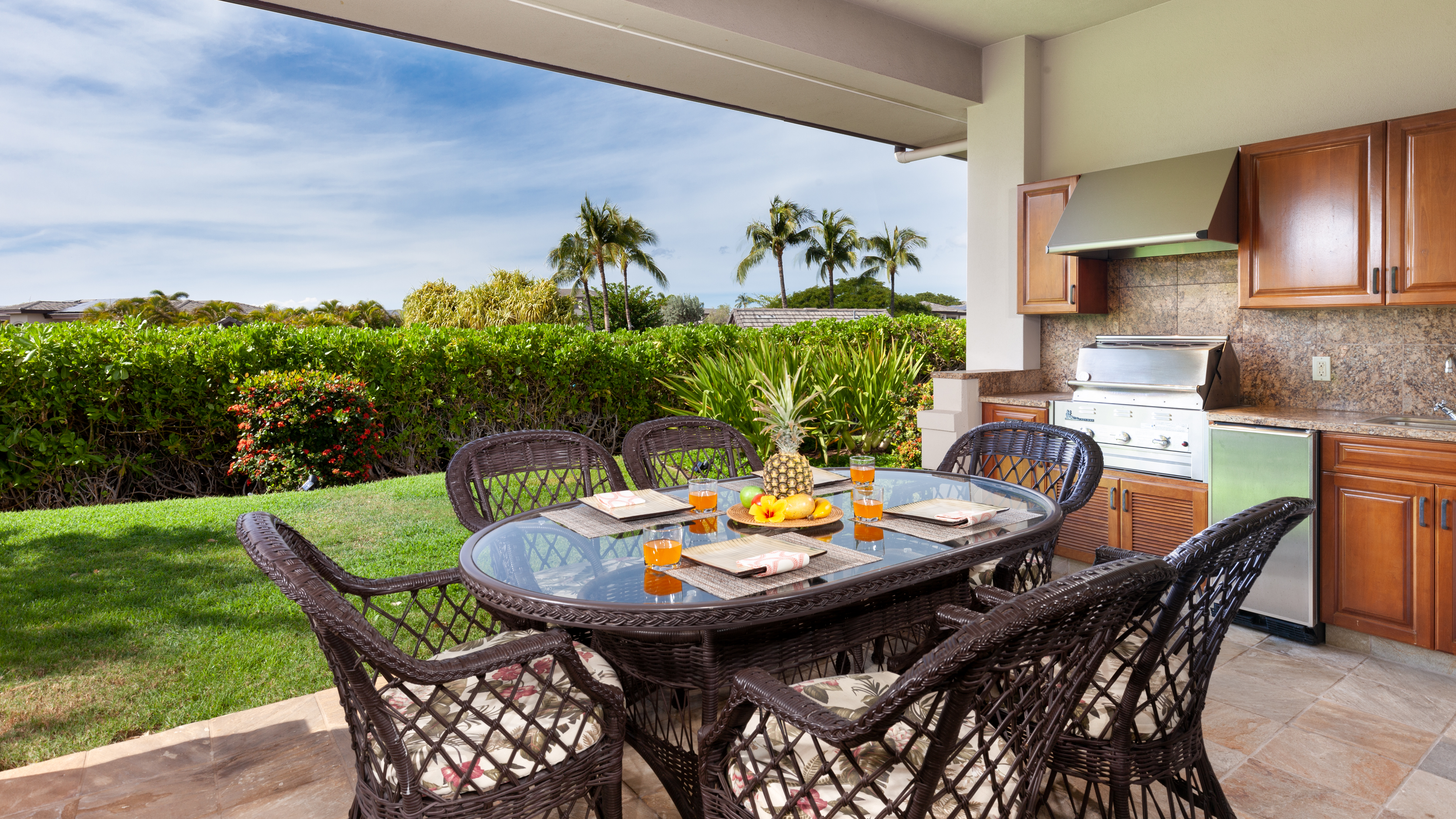 Villa Aurore Lapakahi Hawaii: Luxury 3-Bedroom Villa with Pool and Hot Tub, Hawaii