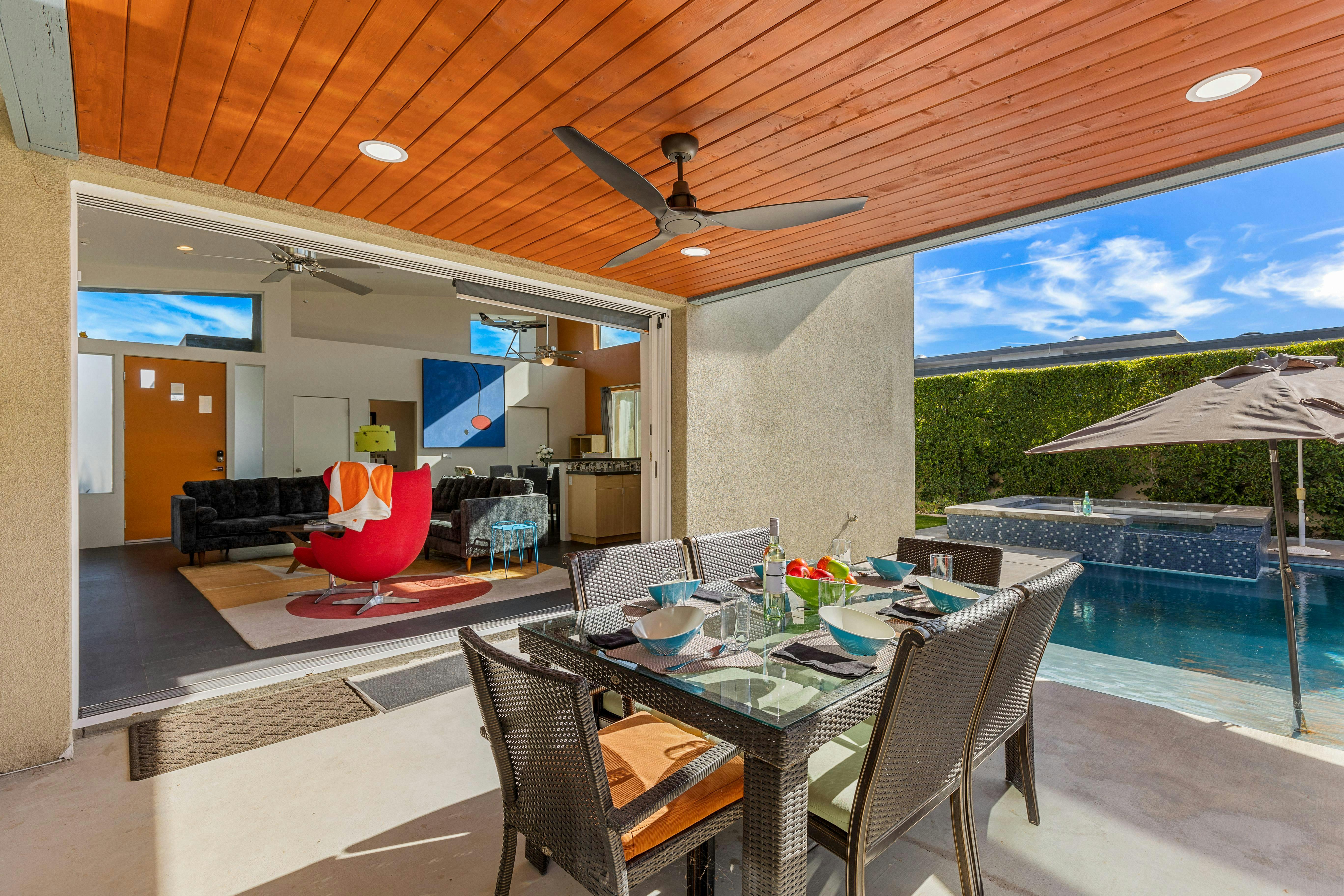 Villa Pachappa Cathedral City: Luxury 3-Bedroom Villa with Private Pool and Hot Tub, Palm Springs