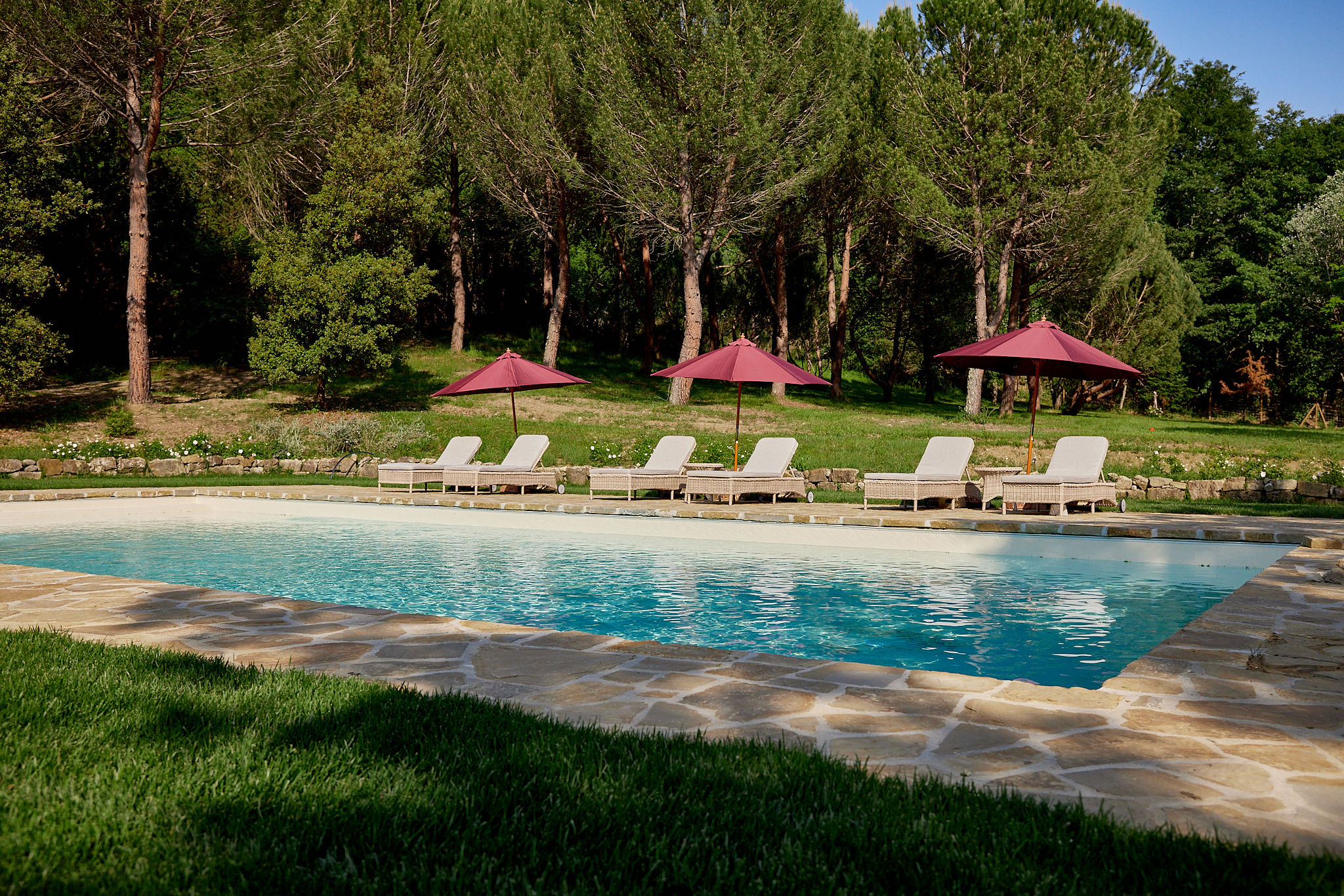 Palazzo Ambrato SanLeolino Chianti: Exquisite 6-Bedroom Villa with Riverfront Pool, Chianti