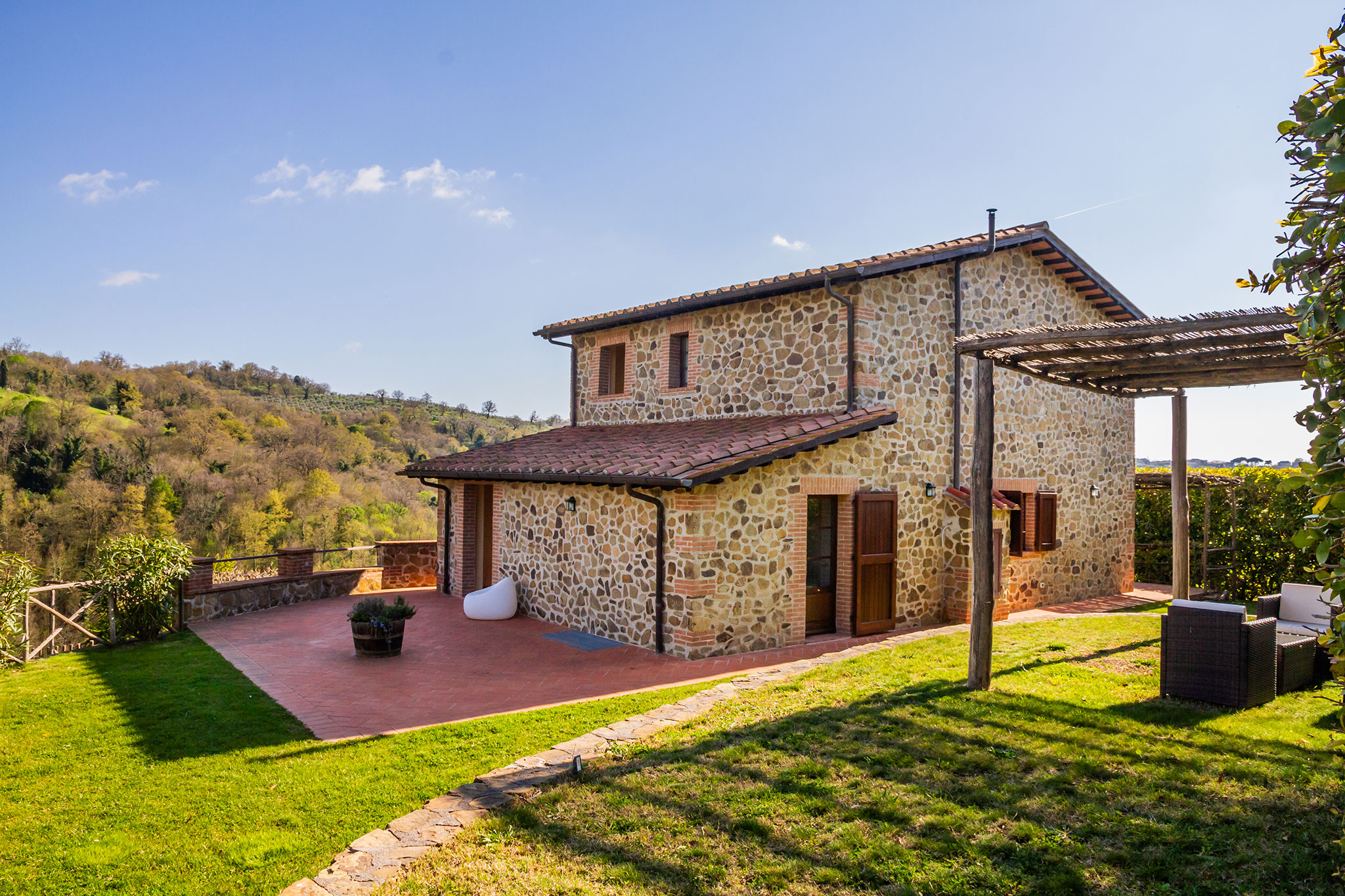 Villa Poggio Scarlino: Luxury 3-Bedroom Villa with Swimming Pool and Sea Views, Tuscany South