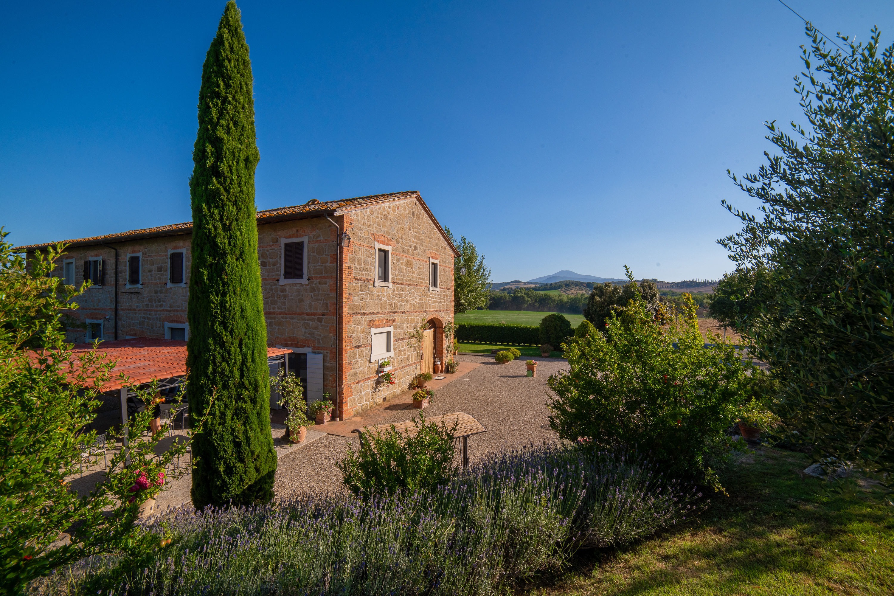 Villa Ceruleo Quinciano Siena Province: Luxury 9-Bedroom Villa with Pool, Siena Province, Tuscany