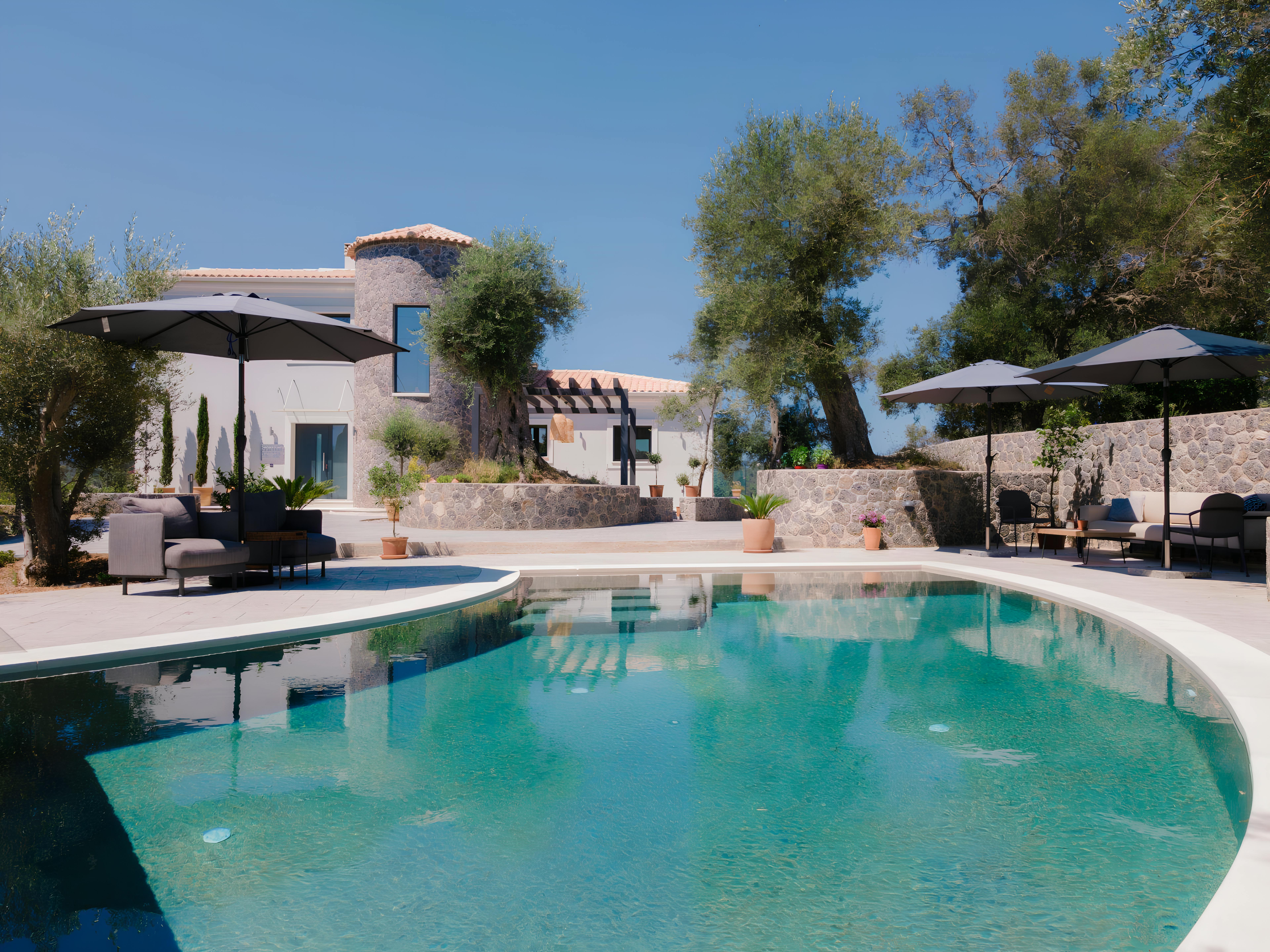 Villa Pontikonisi Corfu: Luxury 3-Bedroom Villa with Infinity Pool, Corfu