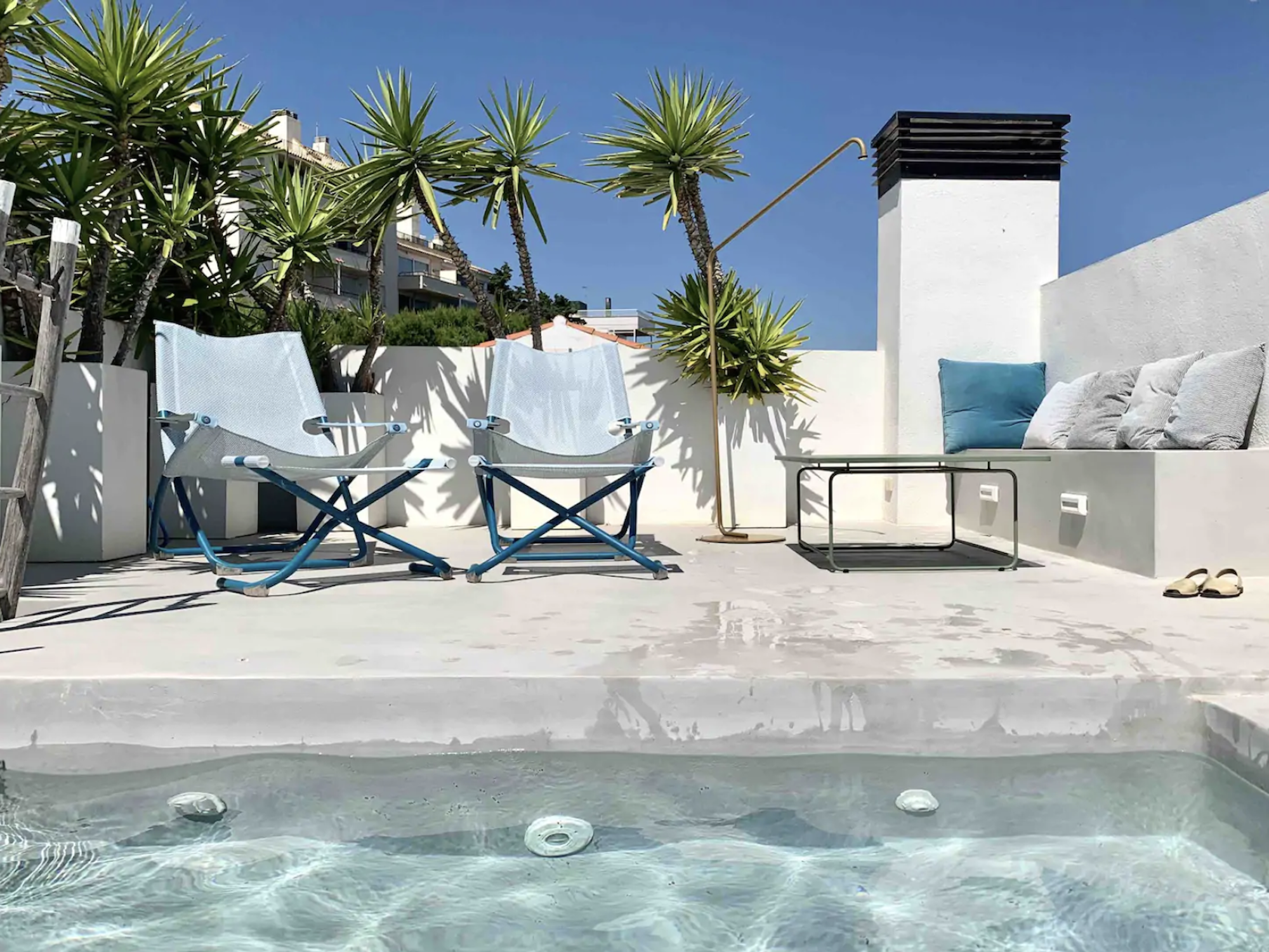 Villa Ral Girona: Luxury 3-Bedroom Villa with Rooftop Pool and Sea Views, Costa Brava