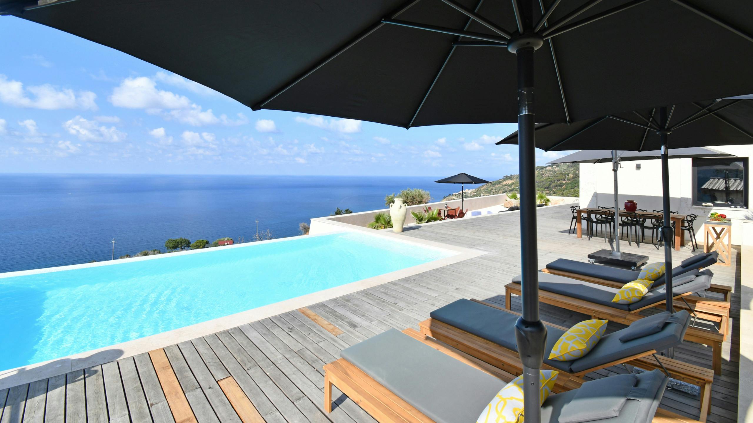 Villa Alba Sant’Ambrogio Cefalù: Luxury 4-Bedroom Villa with Infinity Pool and Sea Views, Cefalù