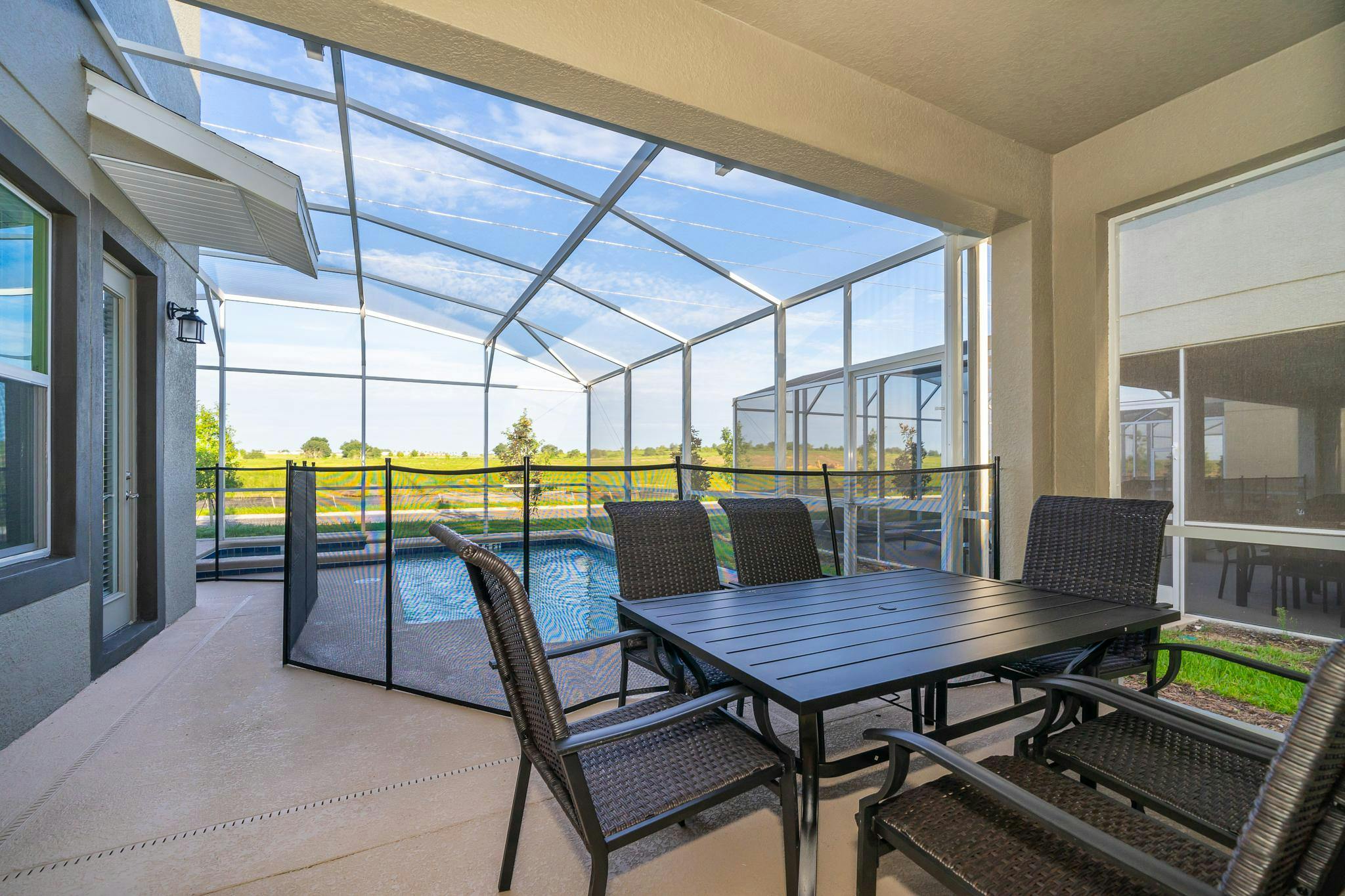 Villa Zephyros Shingle Florida: Luxury 4-Bedroom Villa with Private Pool and Air Conditioning, Osceola County