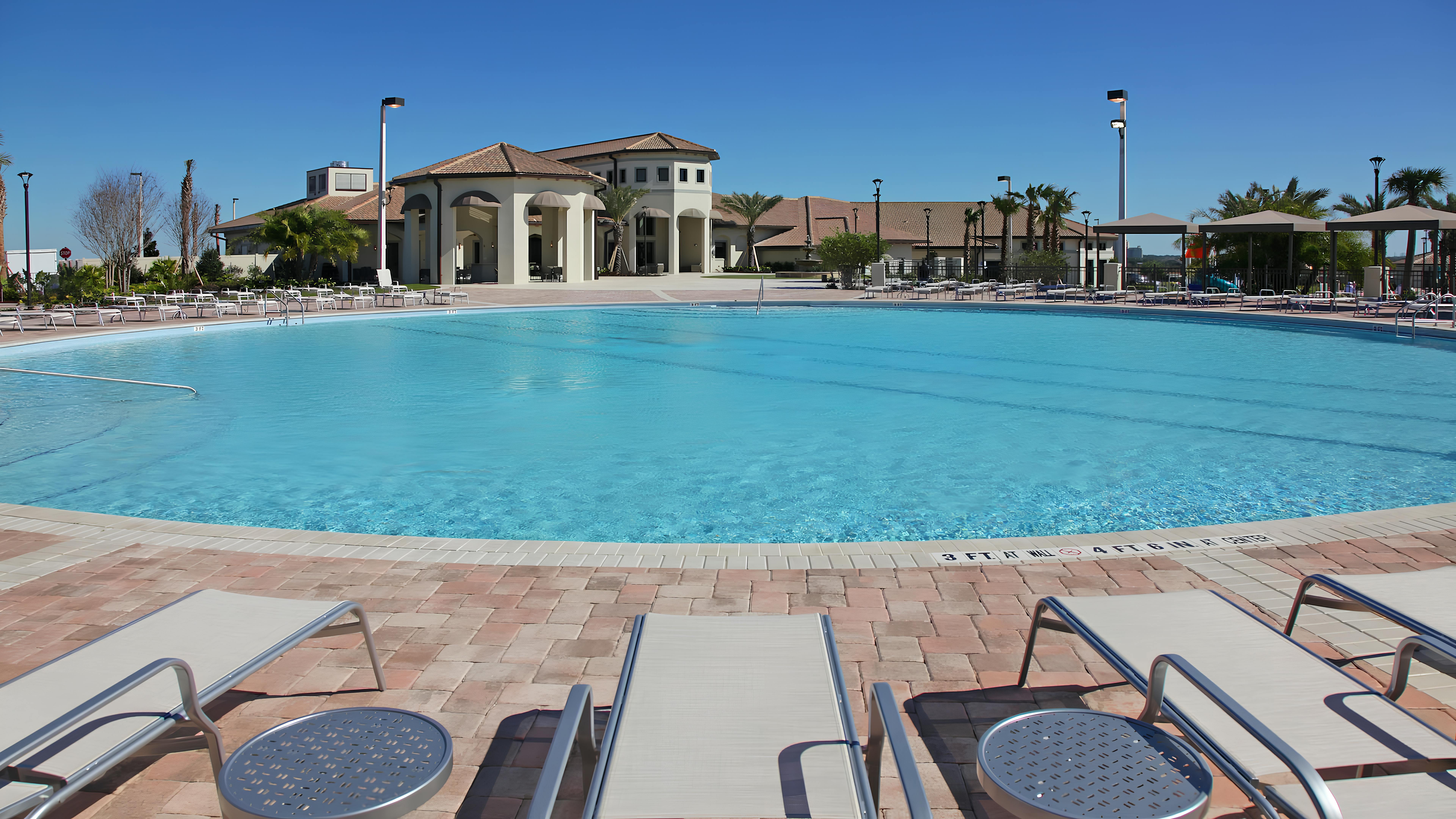 Villa Sabal Polk Florida: Luxury 5-Bedroom Villa with Private Pool and Air Conditioning, Polk County
