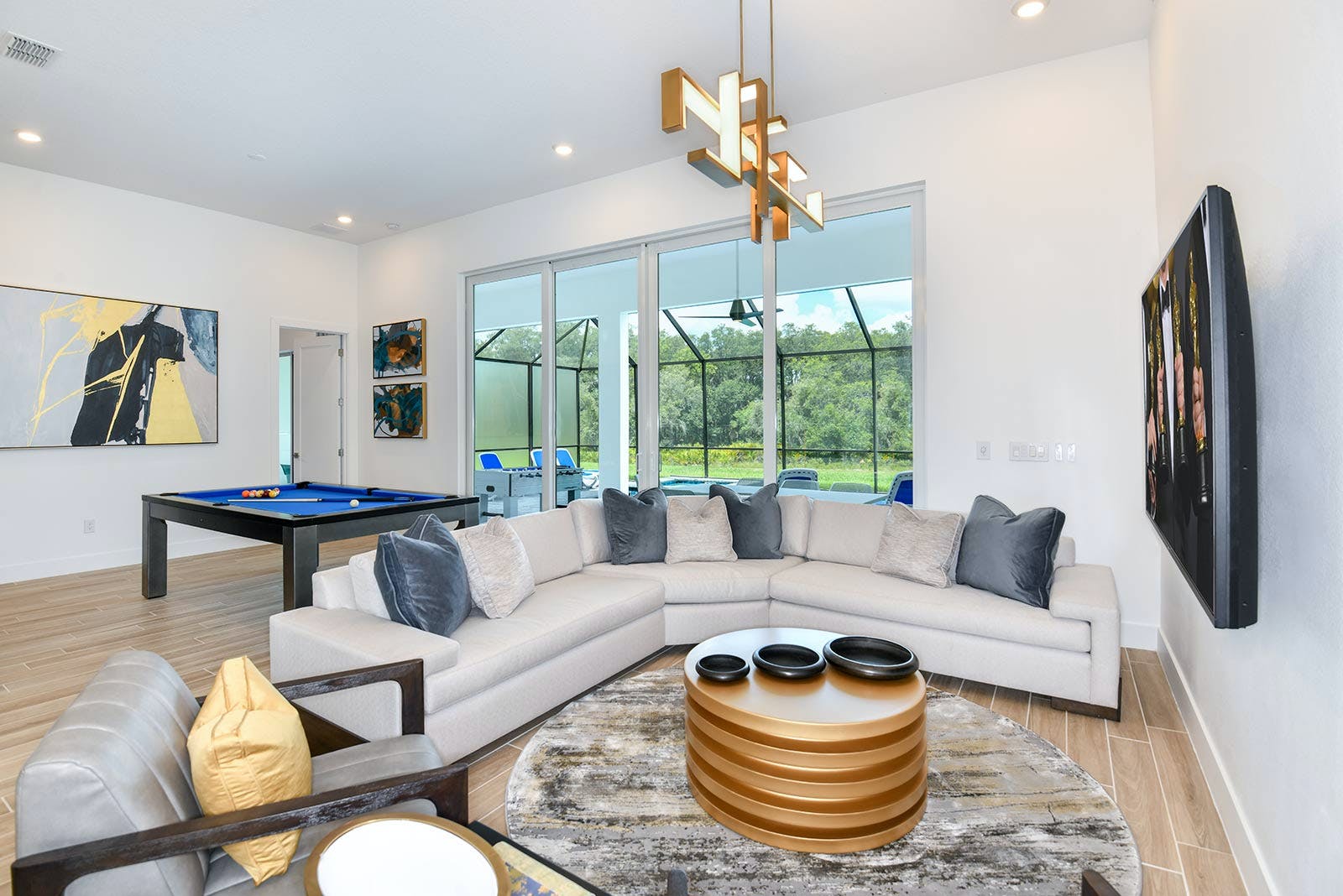 Villa Boreas Newfound Florida: Luxury 6-Bedroom Villa with Private Pool and Hot Tub, Polk County Florida
