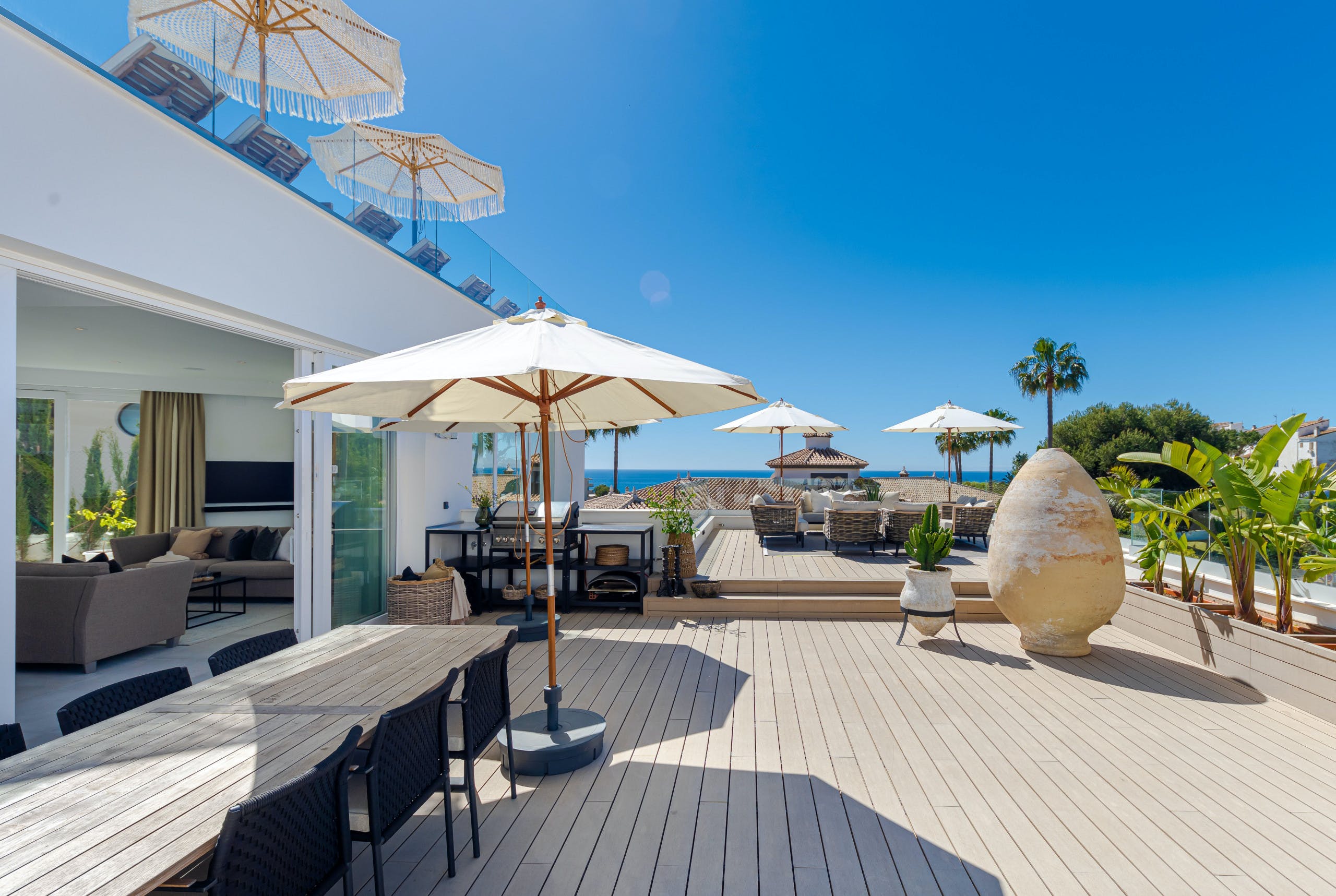 Villa Salto Fuengirola: Luxury 9-Bedroom Villa with Seaviews and Pool, Fuengirola