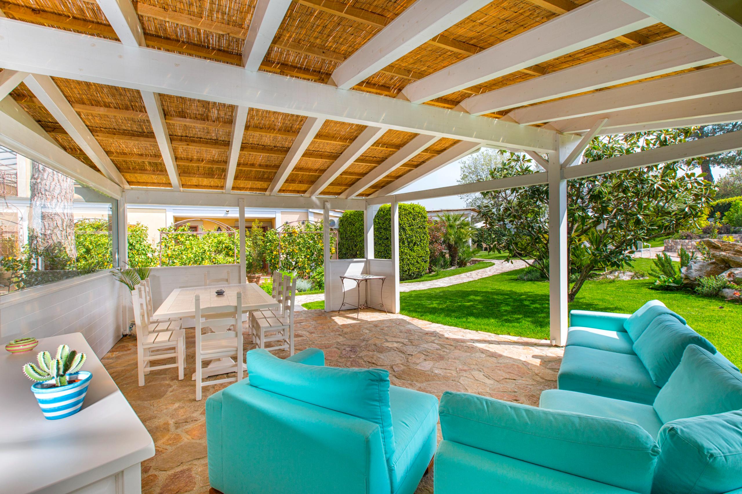 Villa Smeraldo Crapolla Sorrento: Charming 3-Bedroom Villa with Pool and Hot Tub, Sorrento