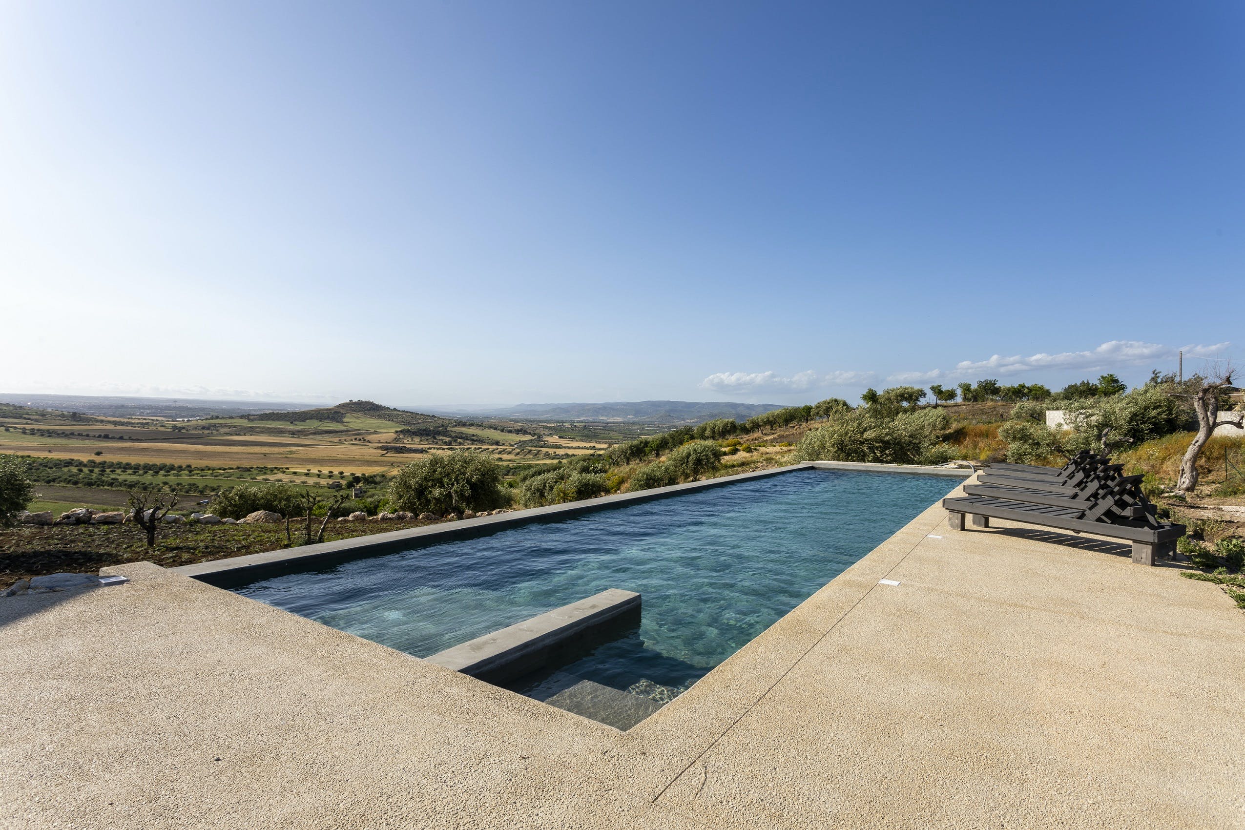 Villa Ambrato Calaforno Val di Noto: Luxury 3-Bedroom Villa with Pool and Hot Tub, Val di Noto