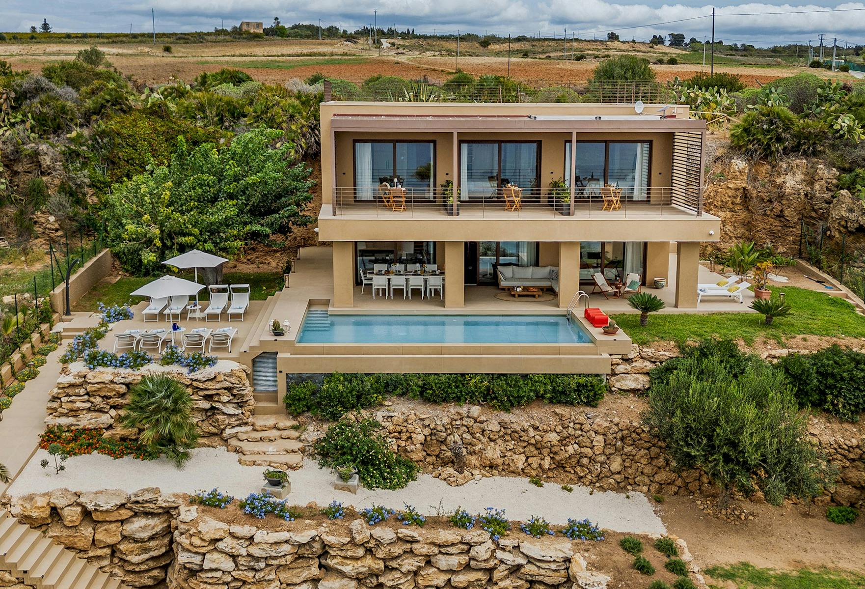 Villa Scirocco Sciacca: Luxury 5-Bedroom Villa with Private Pool and Sea Views, Sicily